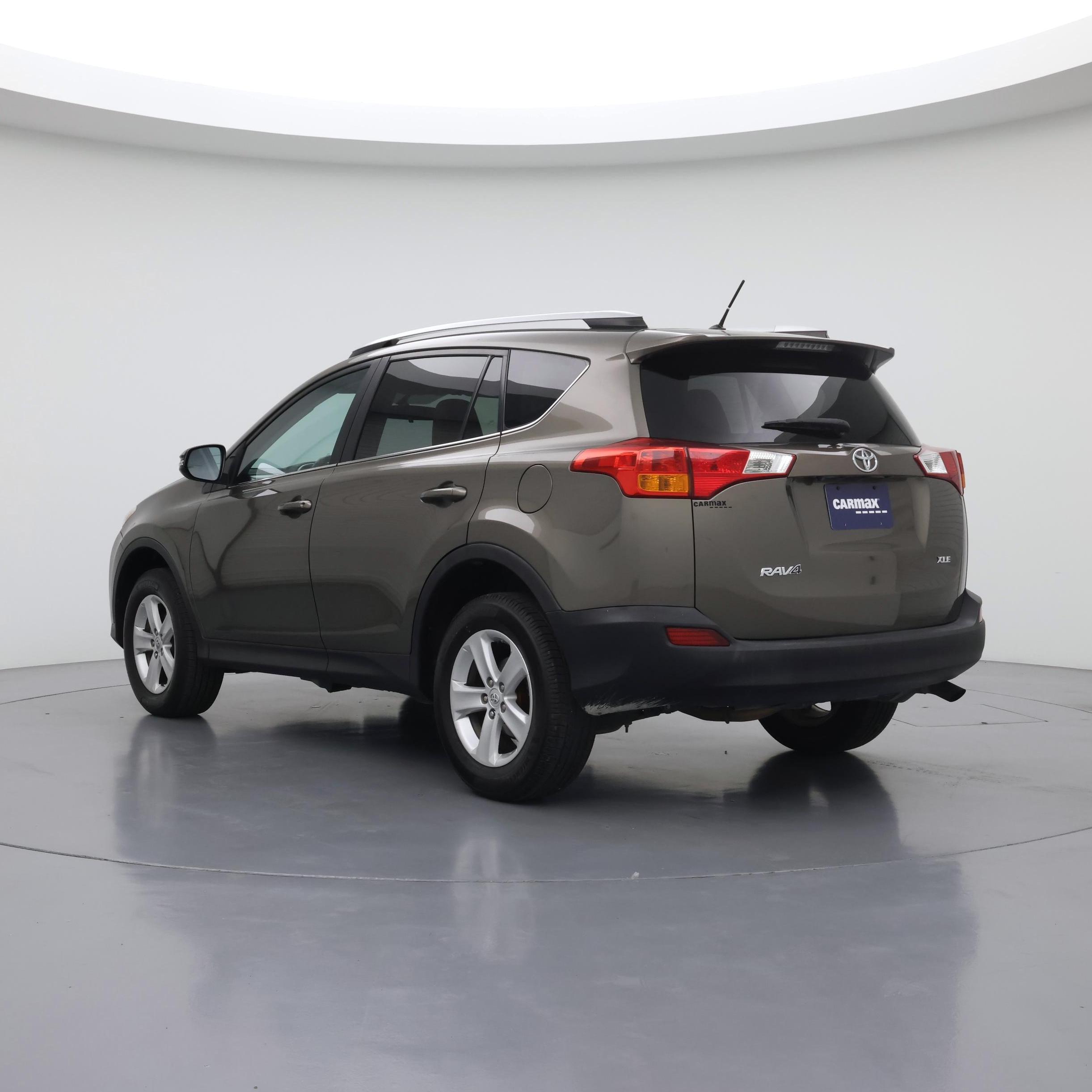 Thumbnail: 2014 Toyota RAV4 - 2