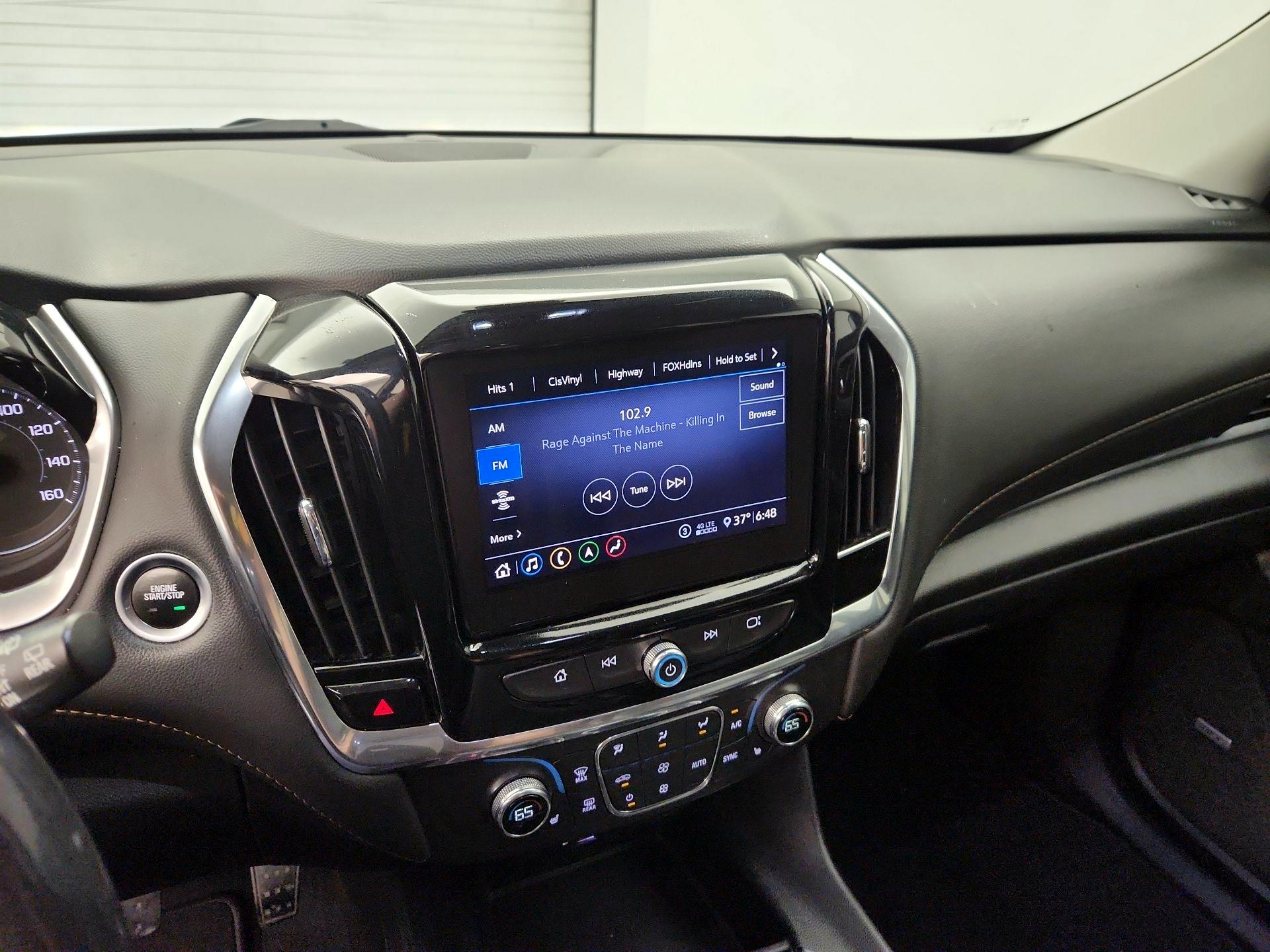 Thumbnail: 2020 Chevrolet Traverse - 16