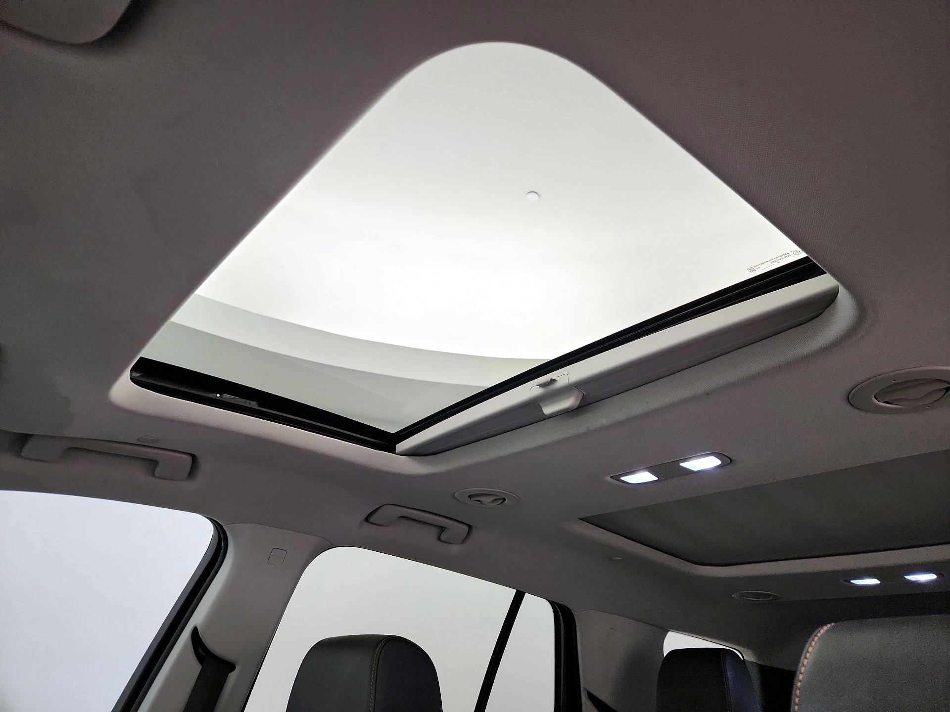 Thumbnail: 2020 Chevrolet Traverse - 20