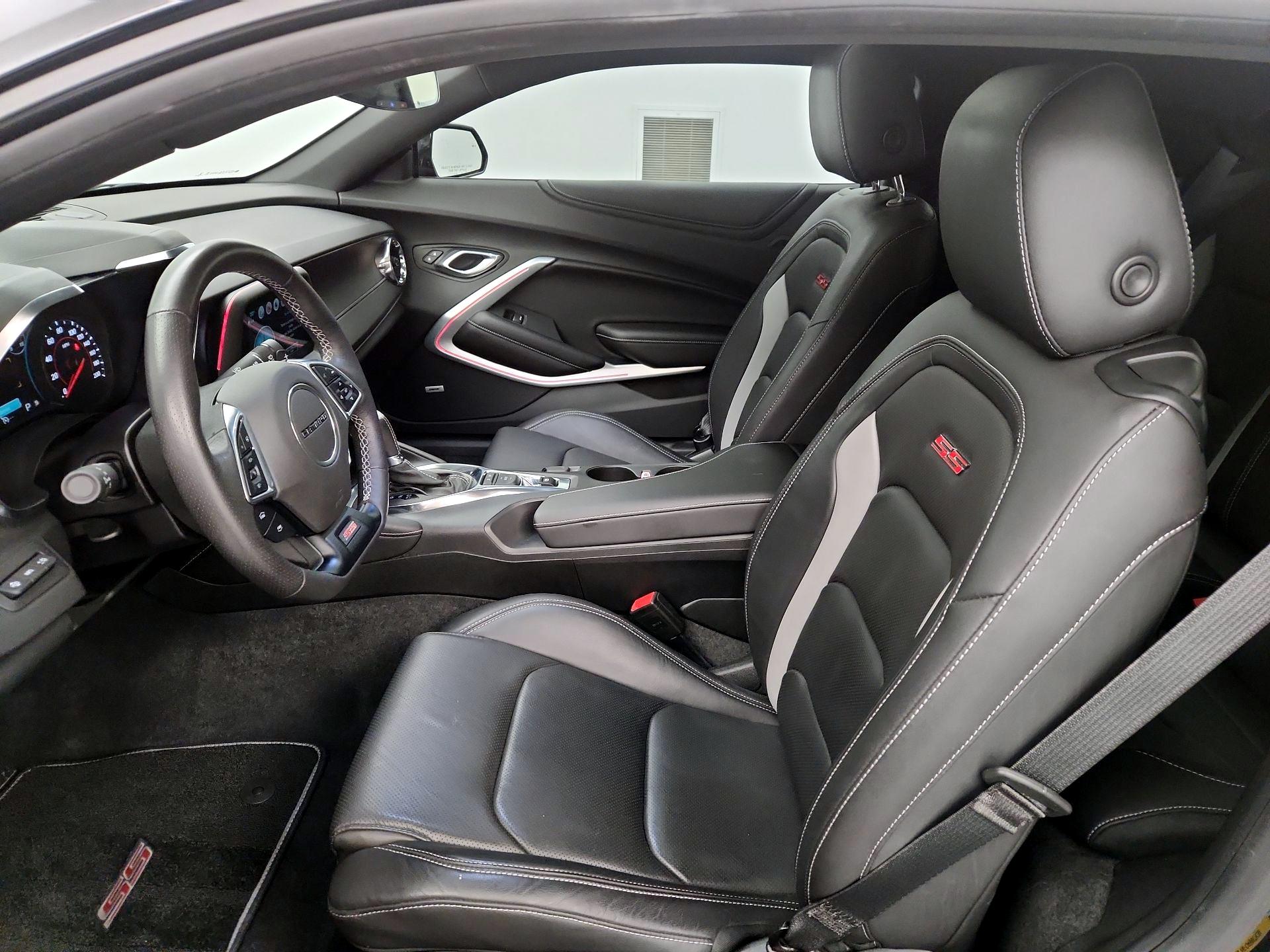 Thumbnail: 2018 Chevrolet Camaro - 11