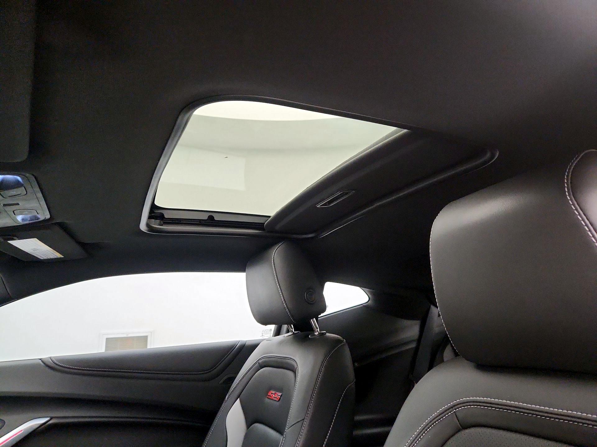 Thumbnail: 2018 Chevrolet Camaro - 19