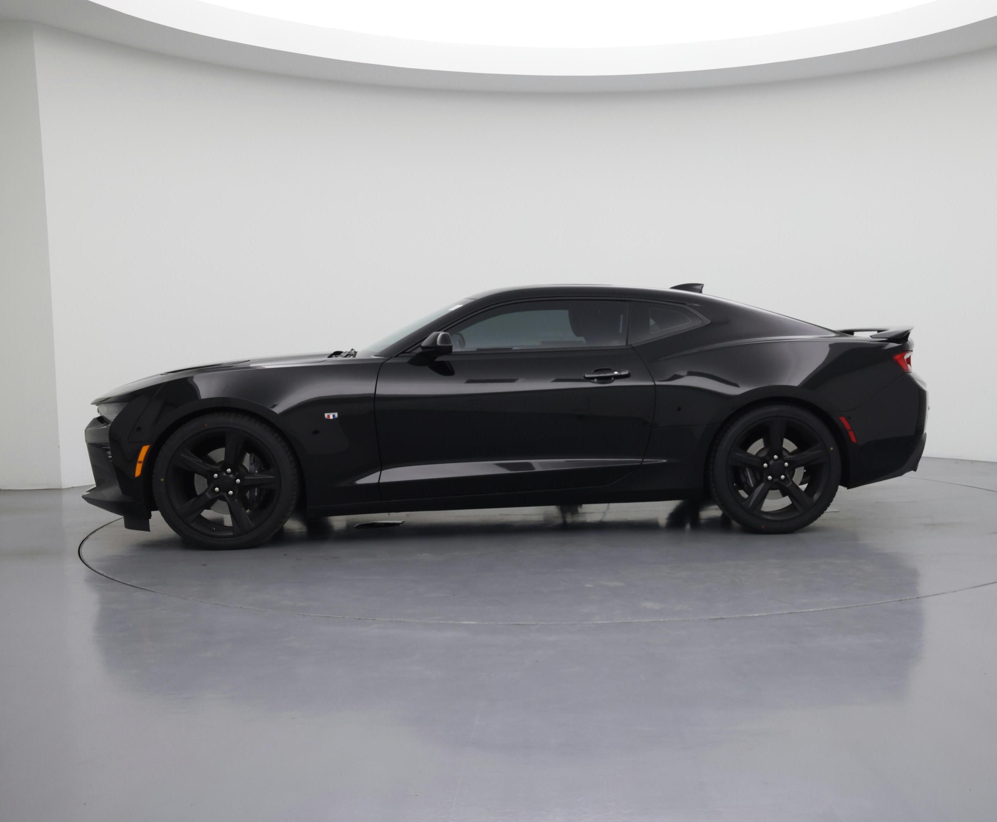 Thumbnail: 2018 Chevrolet Camaro - 3
