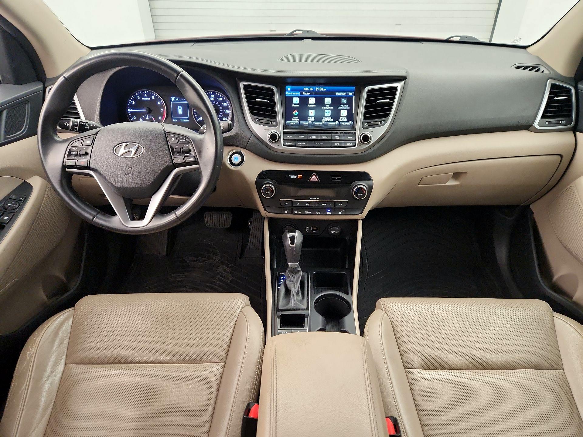 Thumbnail: 2016 Hyundai Tucson - 9