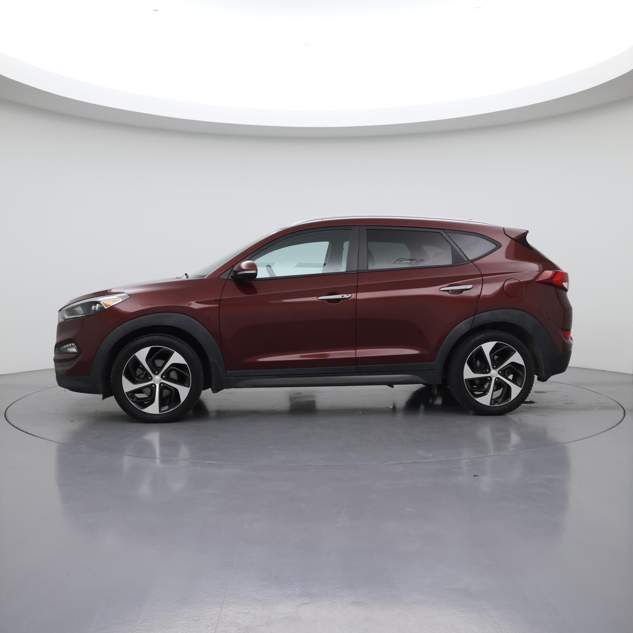 Thumbnail: 2016 Hyundai Tucson - 3