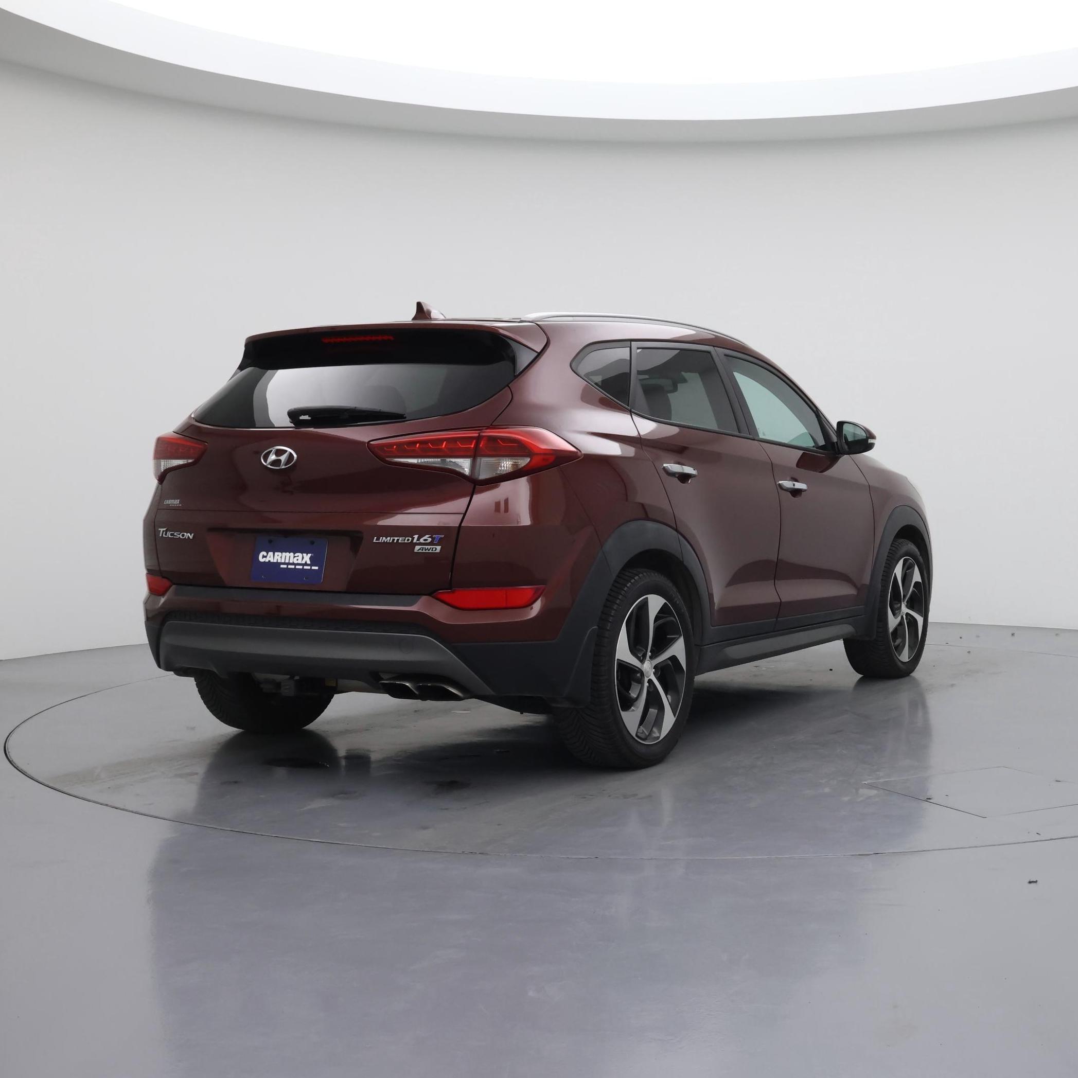 Thumbnail: 2016 Hyundai Tucson - 8