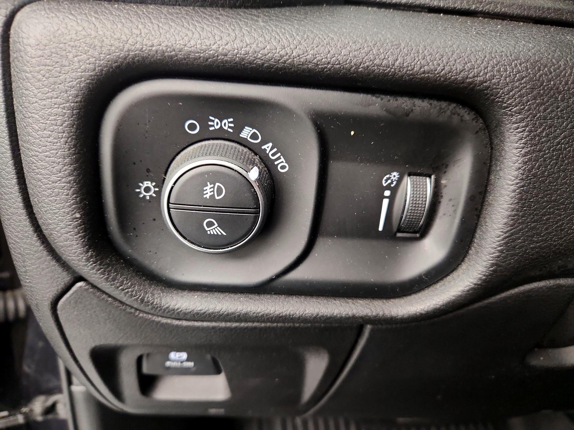 Thumbnail: 2020 RAM 1500 - 13