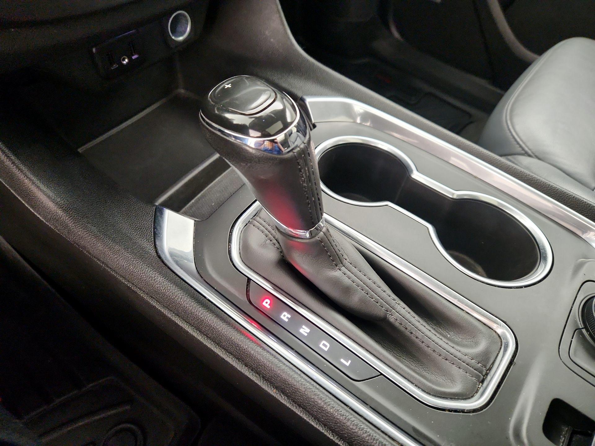 Thumbnail: 2019 Chevrolet Traverse - 17