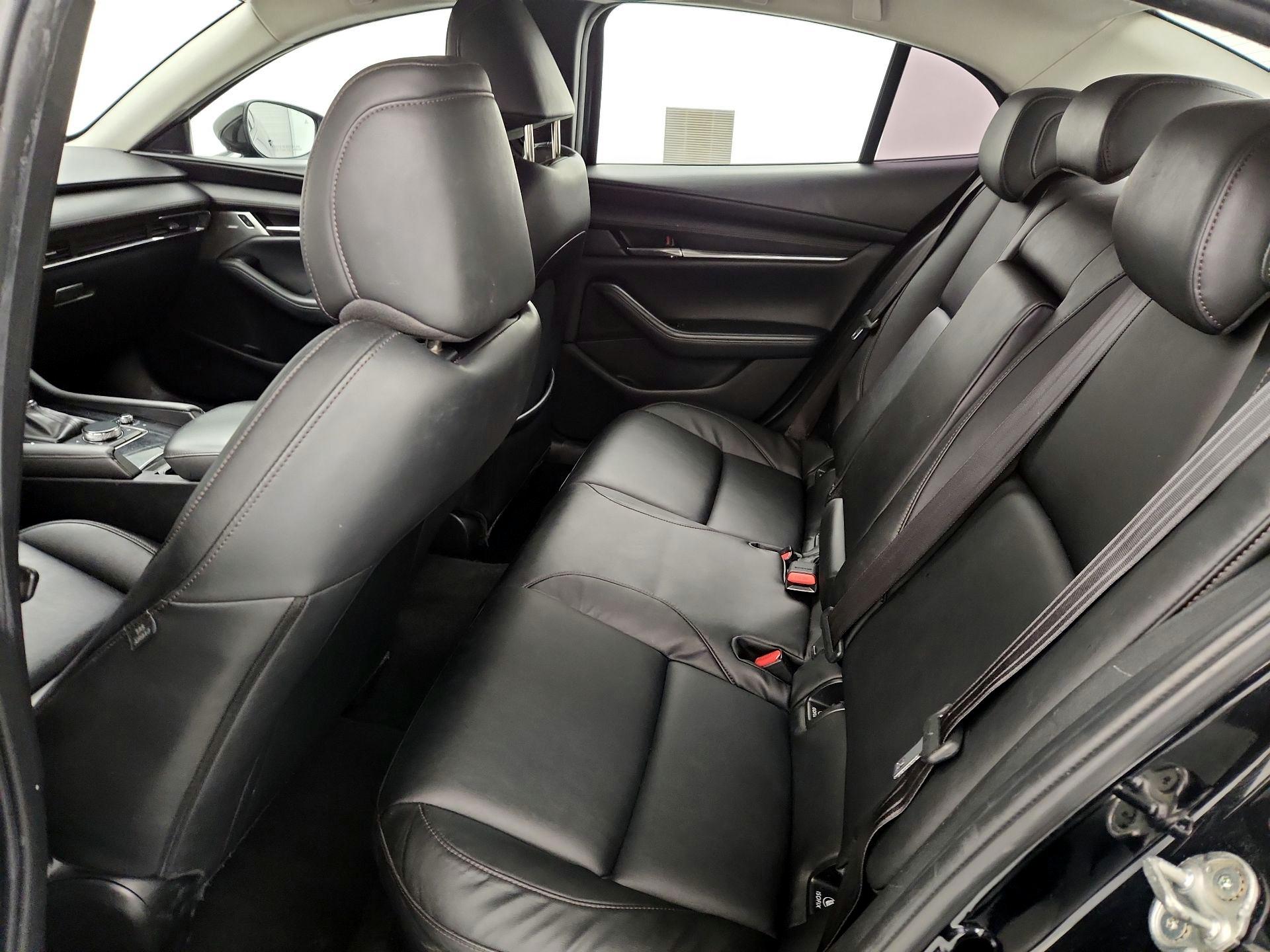 Thumbnail: 2021 Mazda Mazda3 - 18