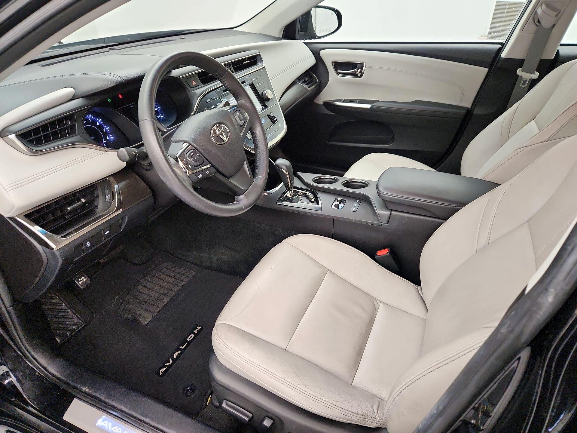 Thumbnail: 2016 Toyota Avalon - 11