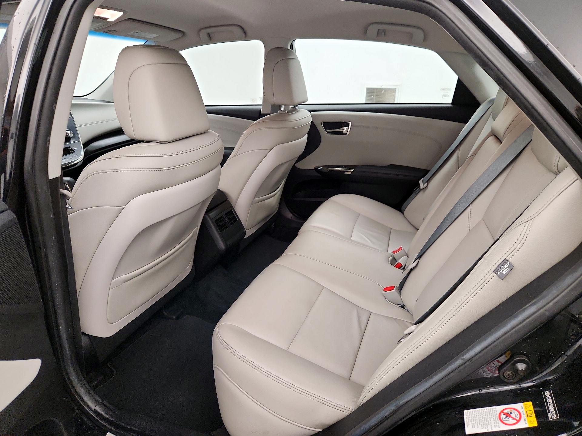 Thumbnail: 2016 Toyota Avalon - 19