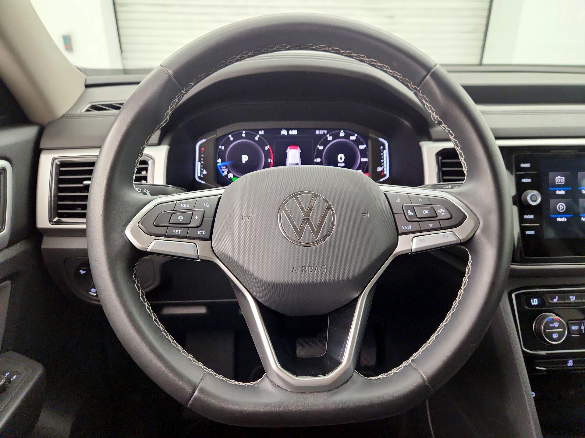 Thumbnail: 2023 Volkswagen Atlas - 10