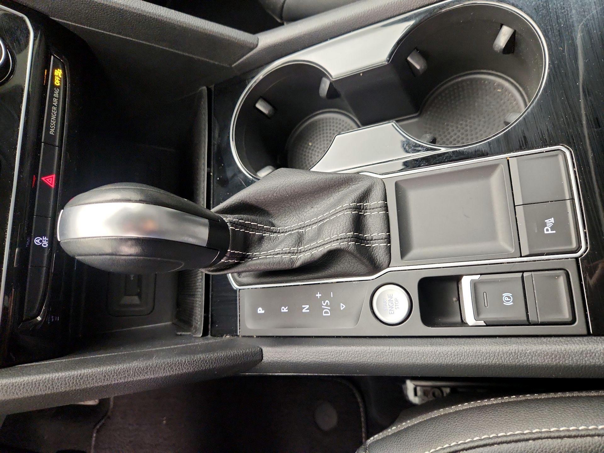 Thumbnail: 2023 Volkswagen Atlas - 17