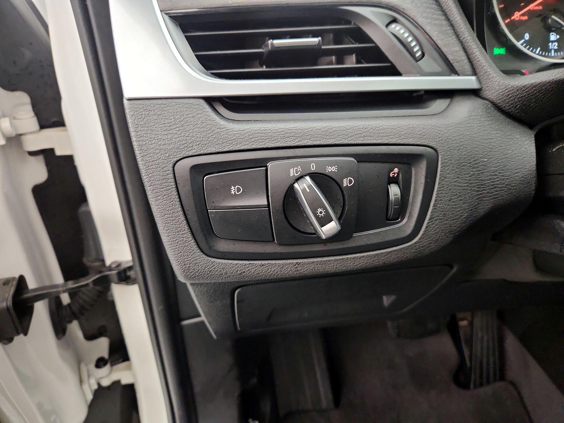 Thumbnail: 2016 BMW X1 - 13