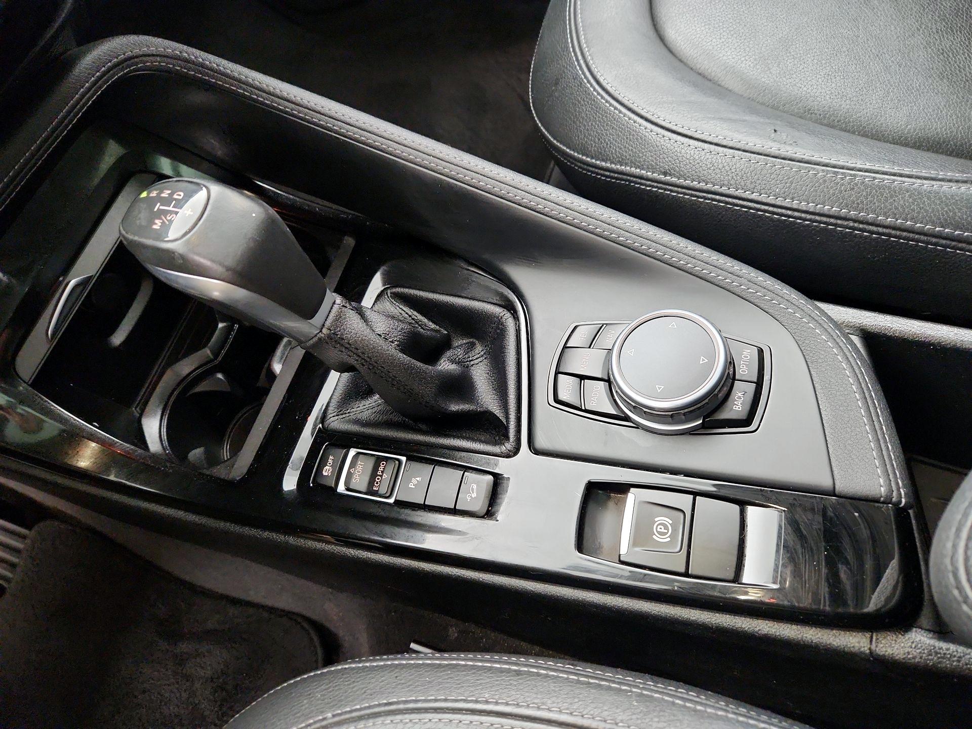 Thumbnail: 2016 BMW X1 - 18