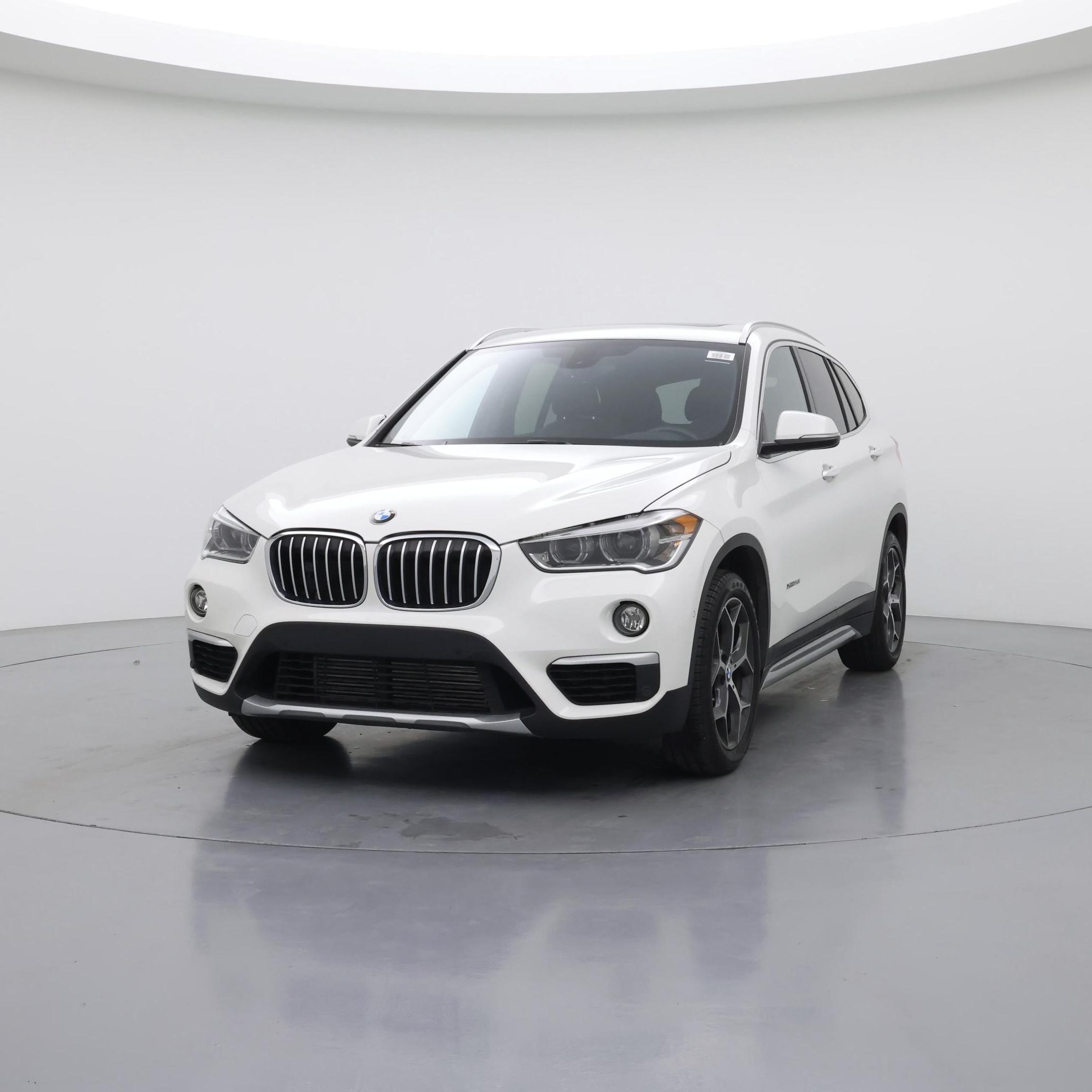 Thumbnail: 2016 BMW X1 - 4