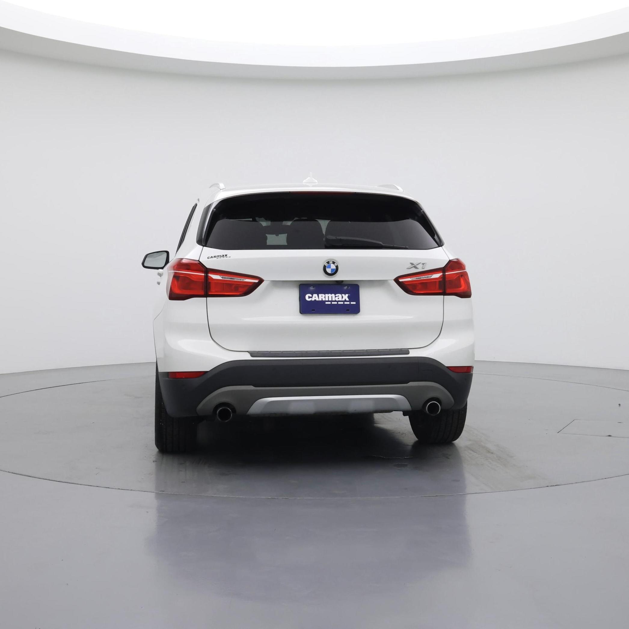 Thumbnail: 2016 BMW X1 - 6