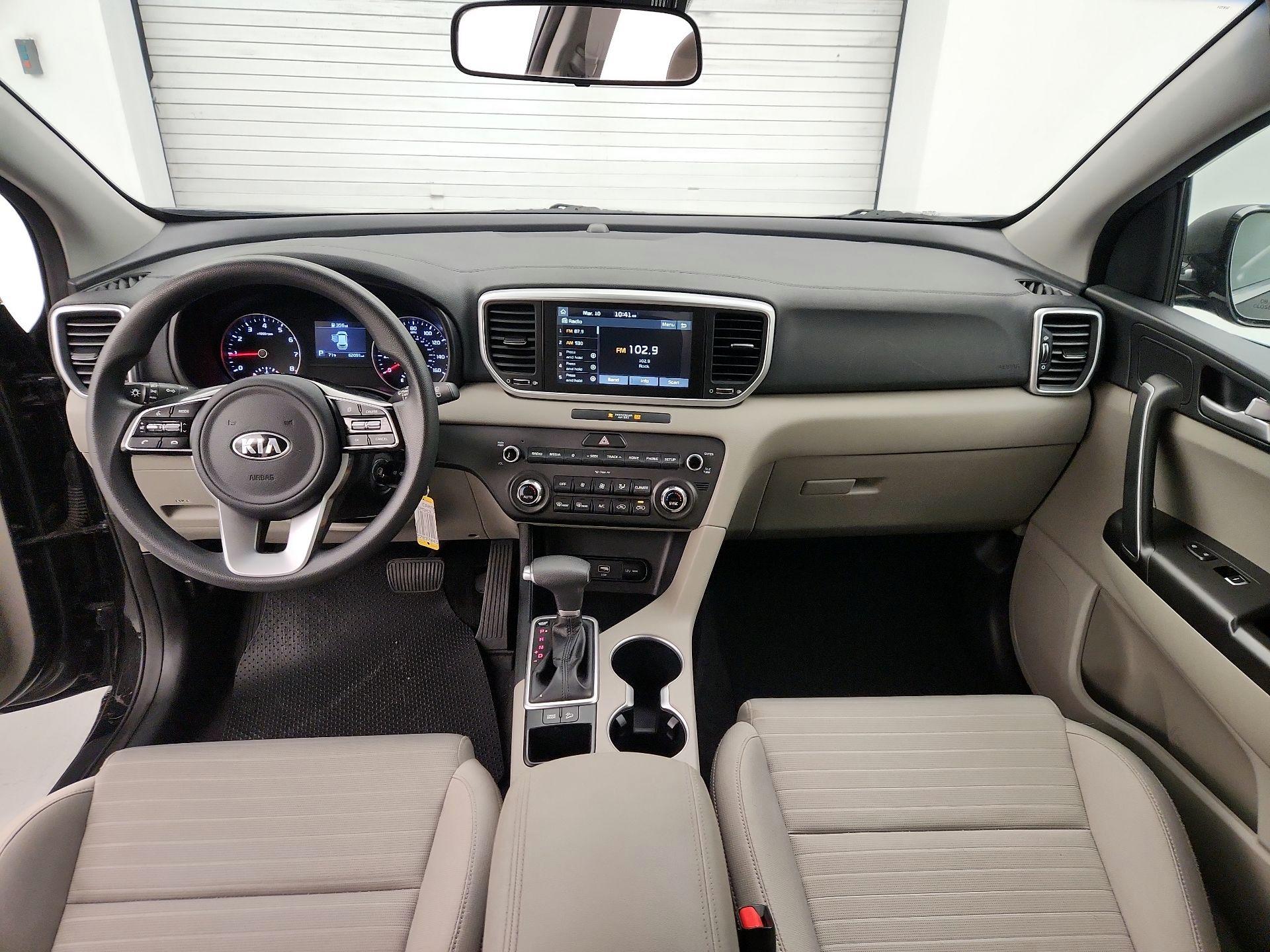 Thumbnail: 2020 Kia Sportage - 9