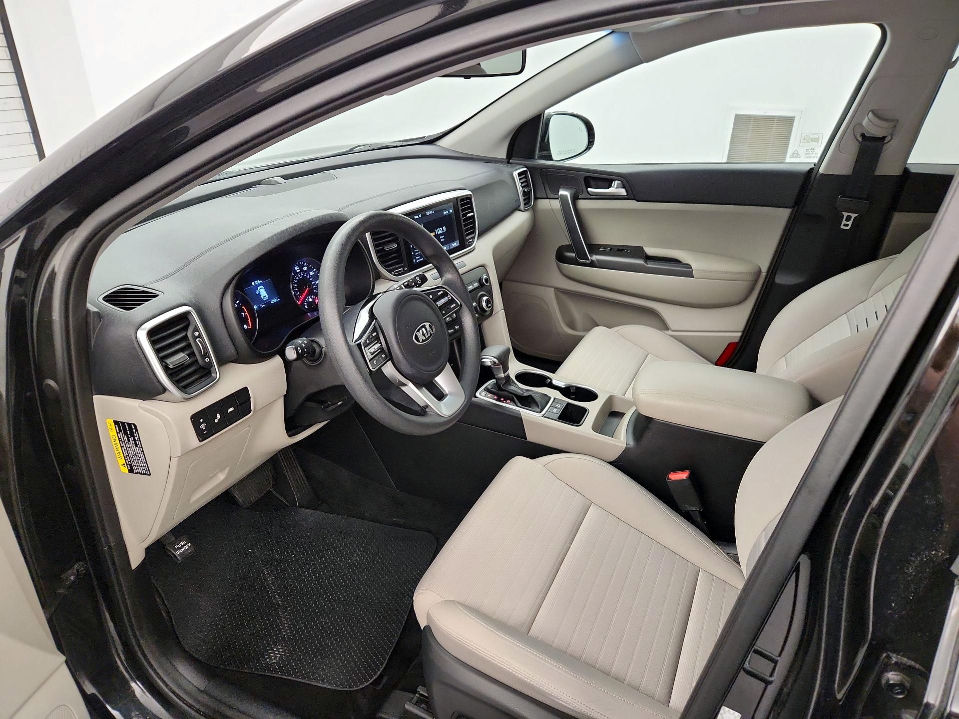 Thumbnail: 2020 Kia Sportage - 11