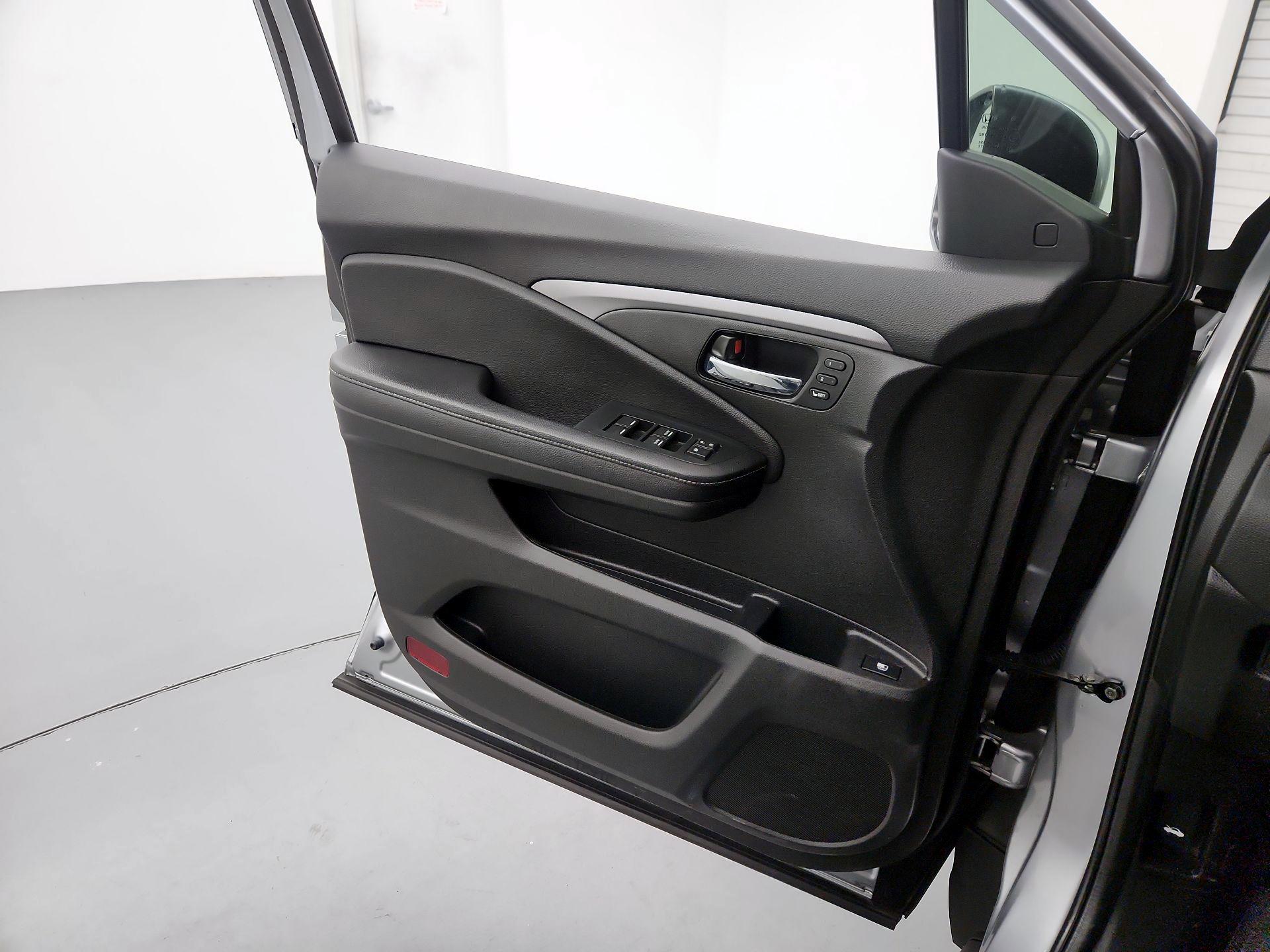 Thumbnail: 2023 Honda Ridgeline - 12