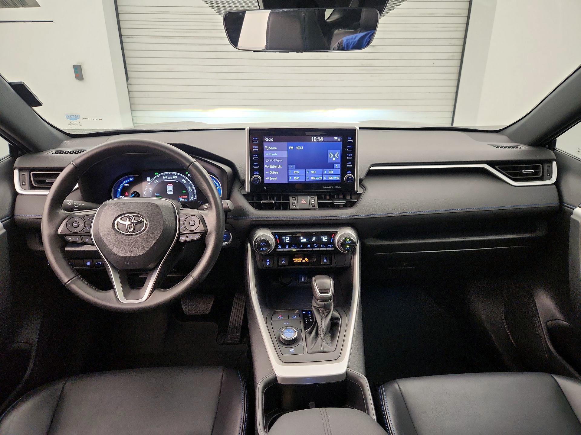 Thumbnail: 2022 Toyota RAV4 - 9