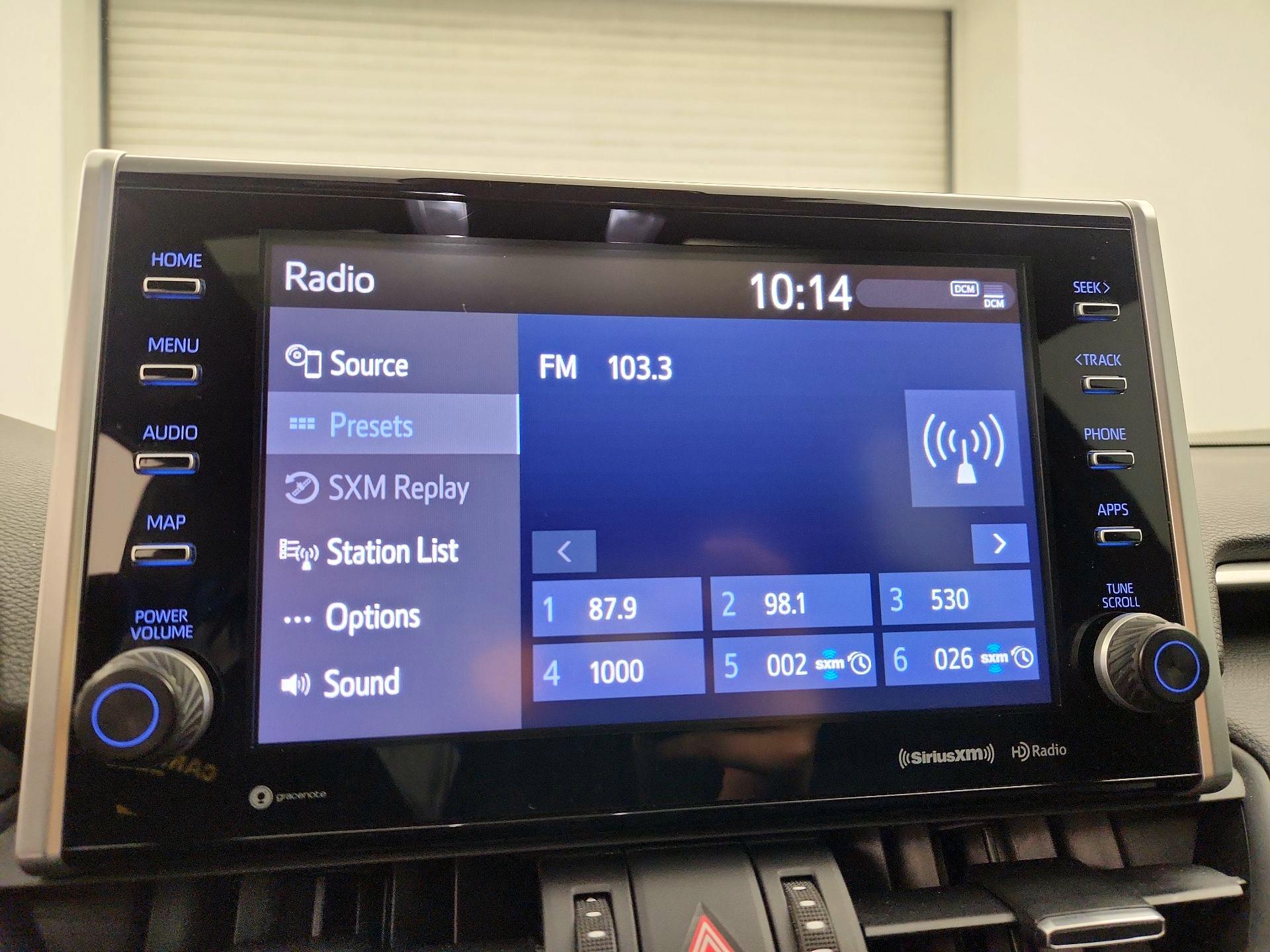 Thumbnail: 2022 Toyota RAV4 - 15