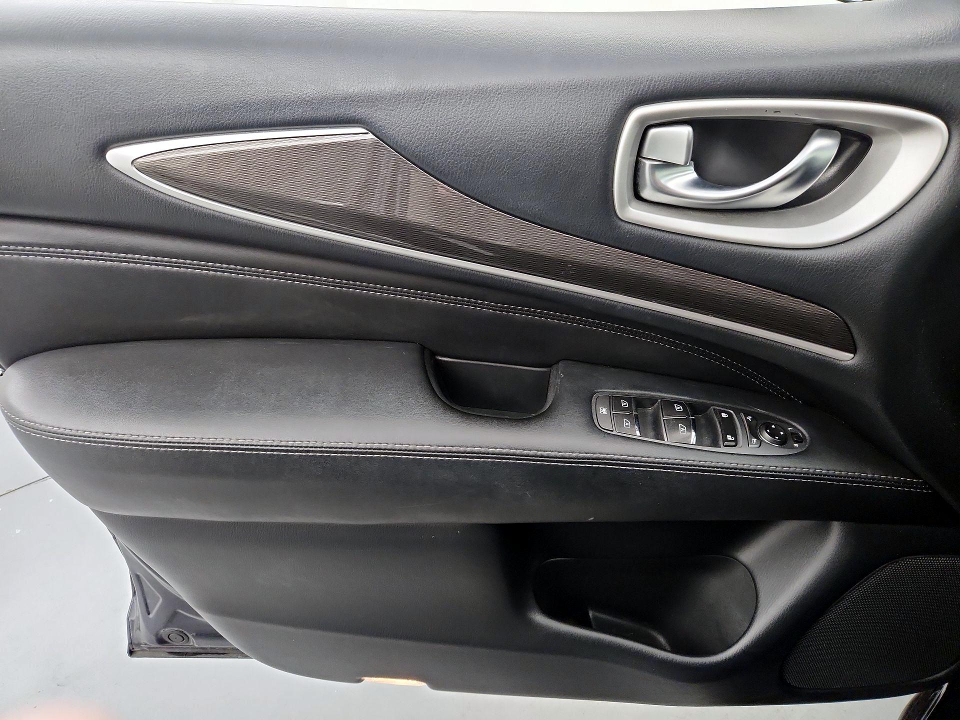 Thumbnail: 2020 INFINITI QX60 - 12