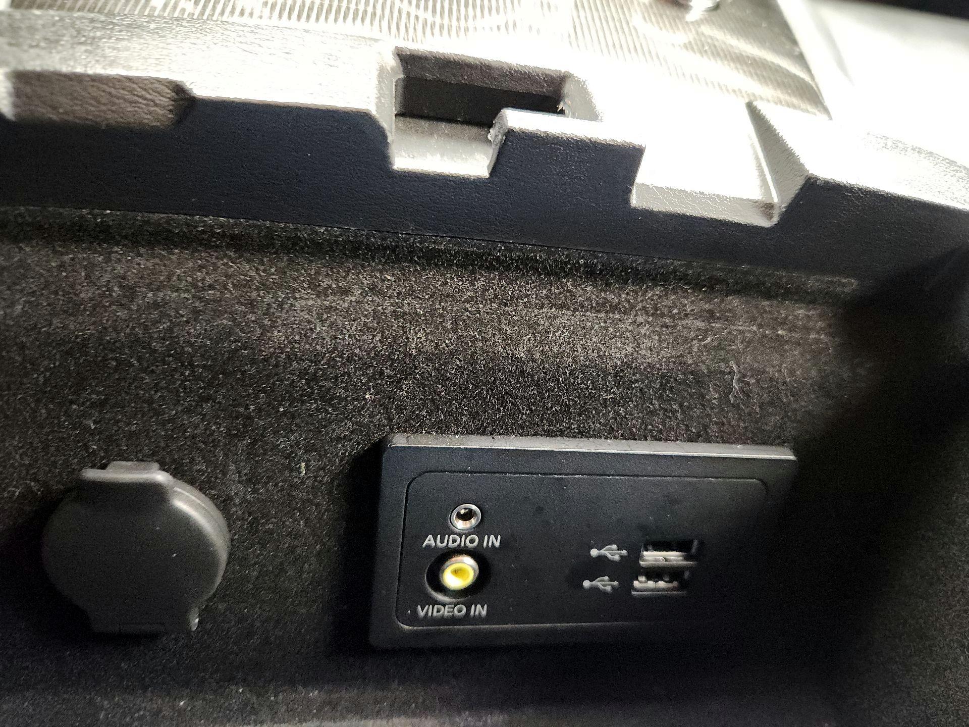 Thumbnail: 2020 INFINITI QX60 - 18