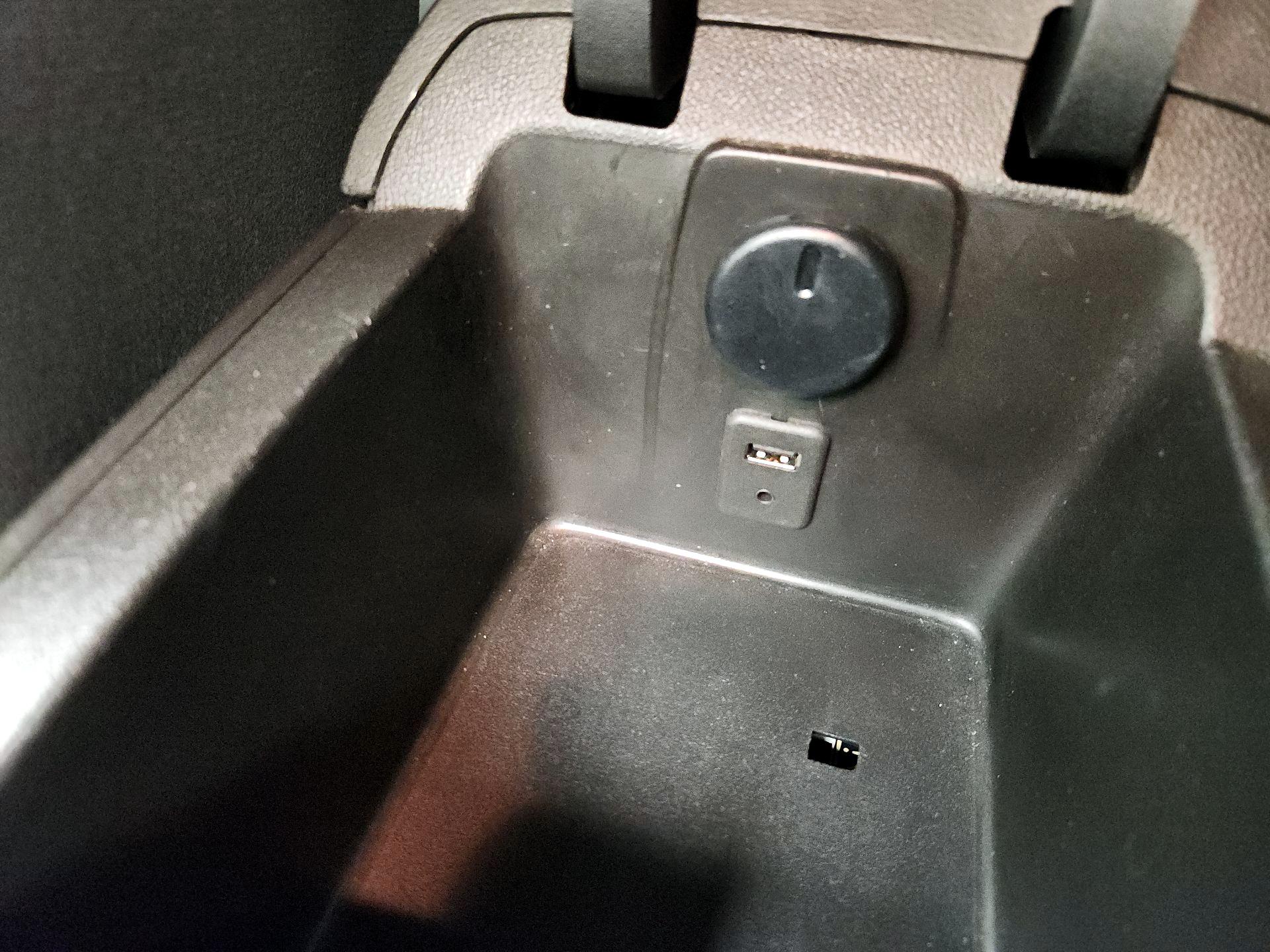 Thumbnail: 2015 Chevrolet Camaro - 17