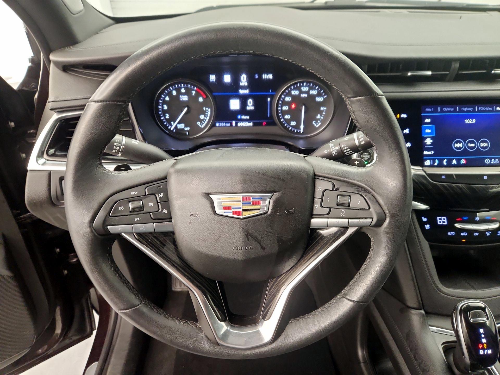 Thumbnail: 2020 Cadillac XT6 - 10