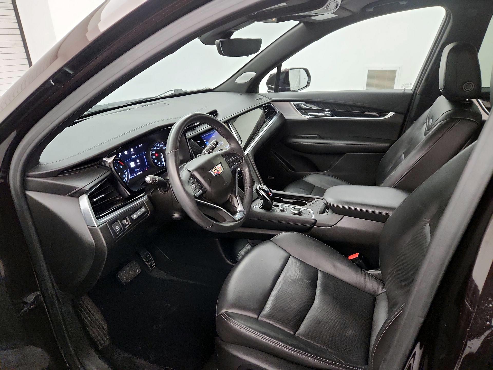 Thumbnail: 2020 Cadillac XT6 - 11