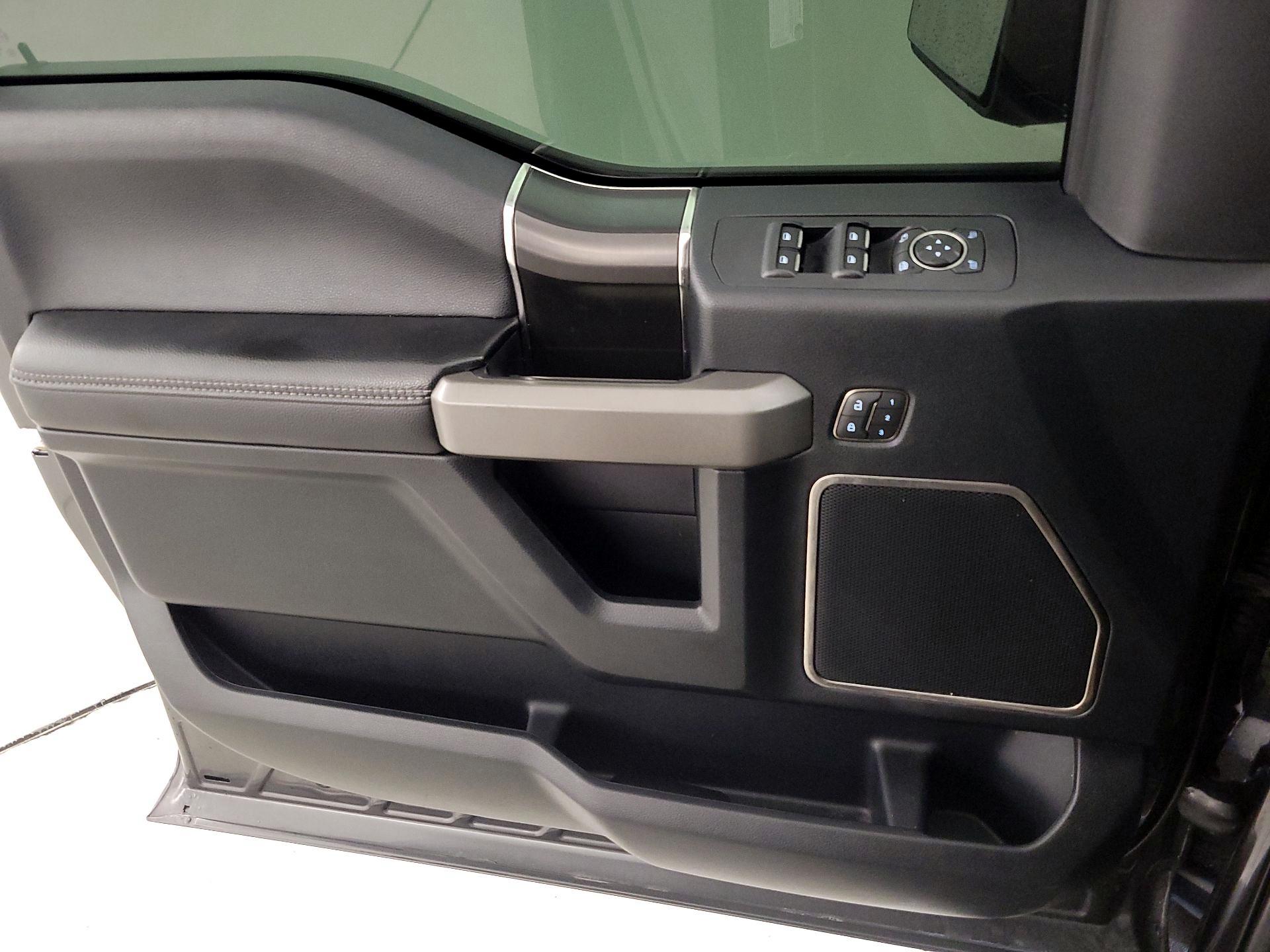 Thumbnail: 2019 Ford F-150 - 10
