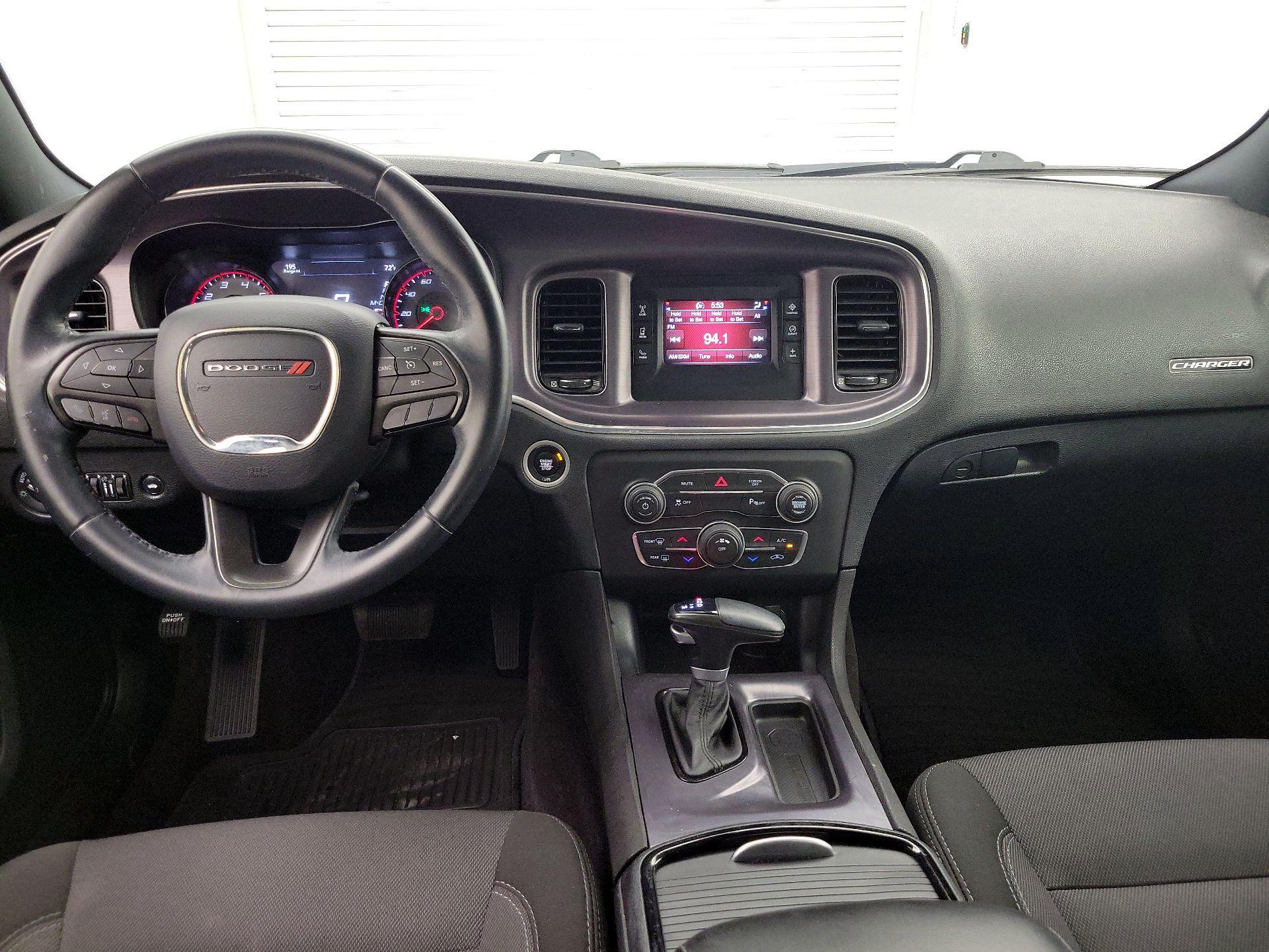 Thumbnail: 2017 Dodge Charger - 9