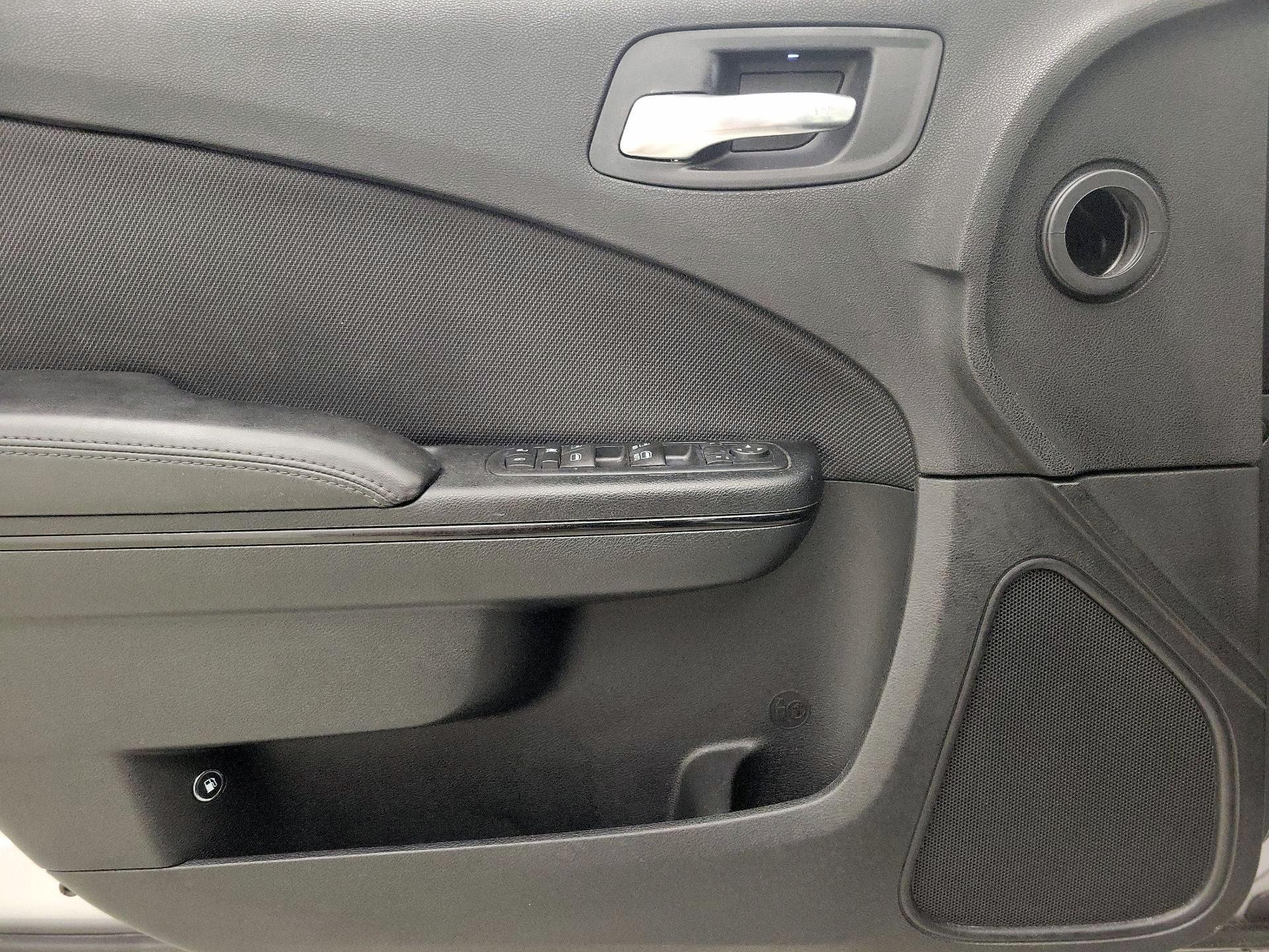 Thumbnail: 2017 Dodge Charger - 12