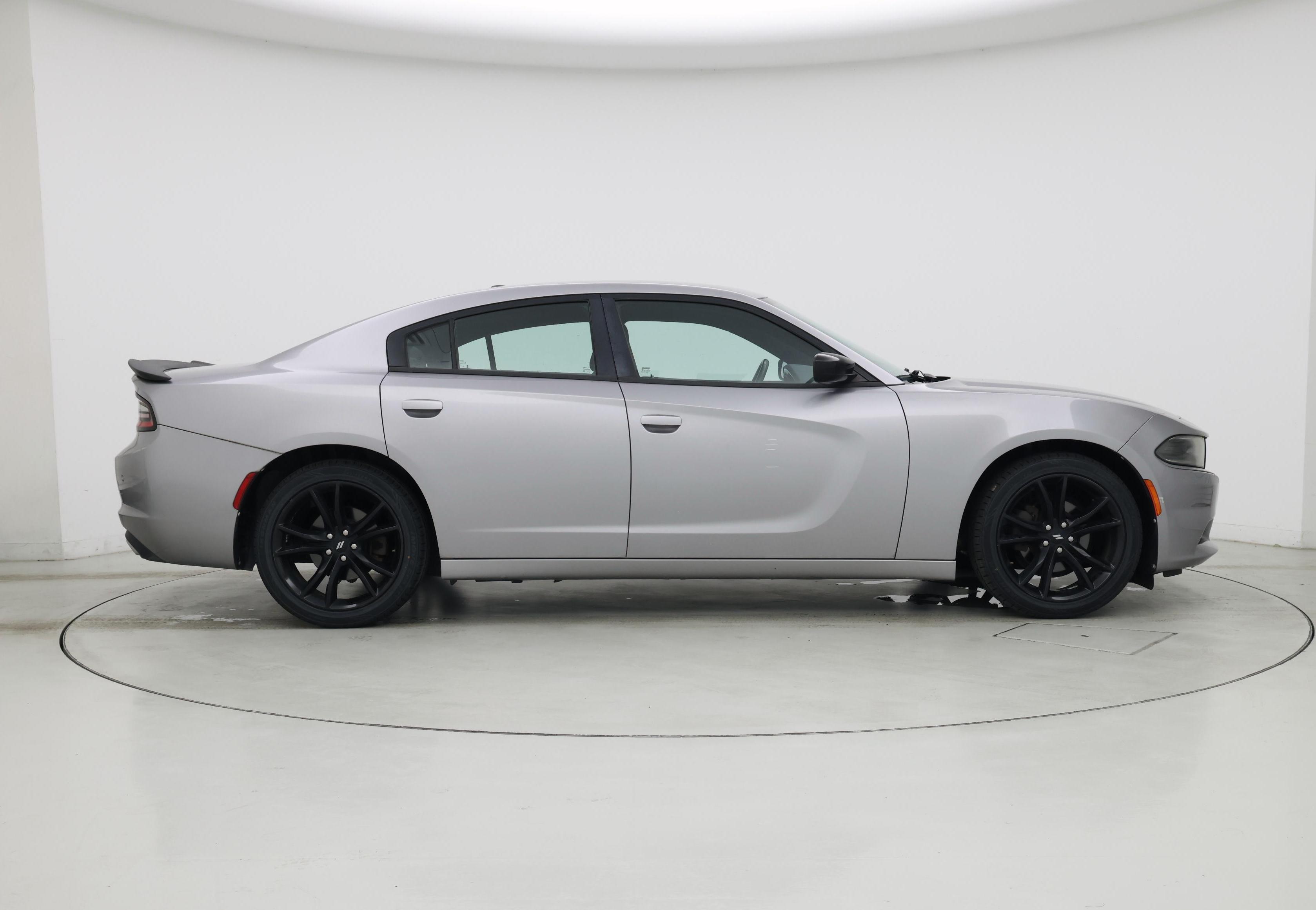 Thumbnail: 2017 Dodge Charger - 7