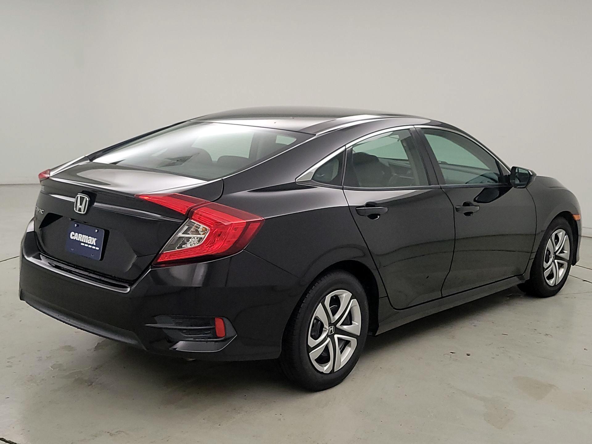 Thumbnail: 2016 Honda Civic - 5