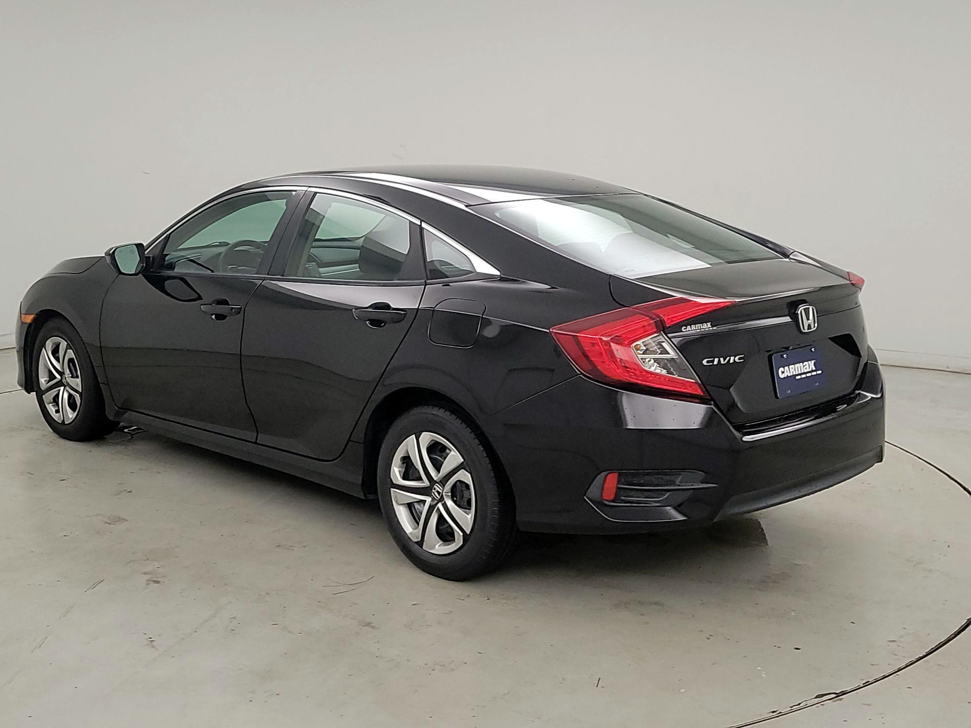 Thumbnail: 2016 Honda Civic - 7