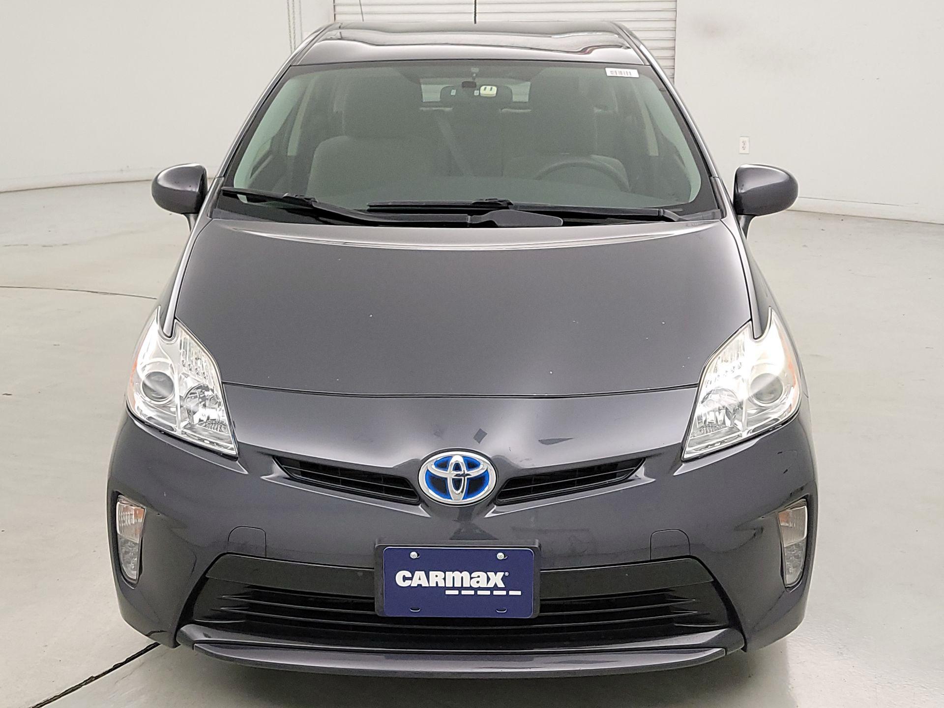 Thumbnail: 2014 Toyota Prius - 2