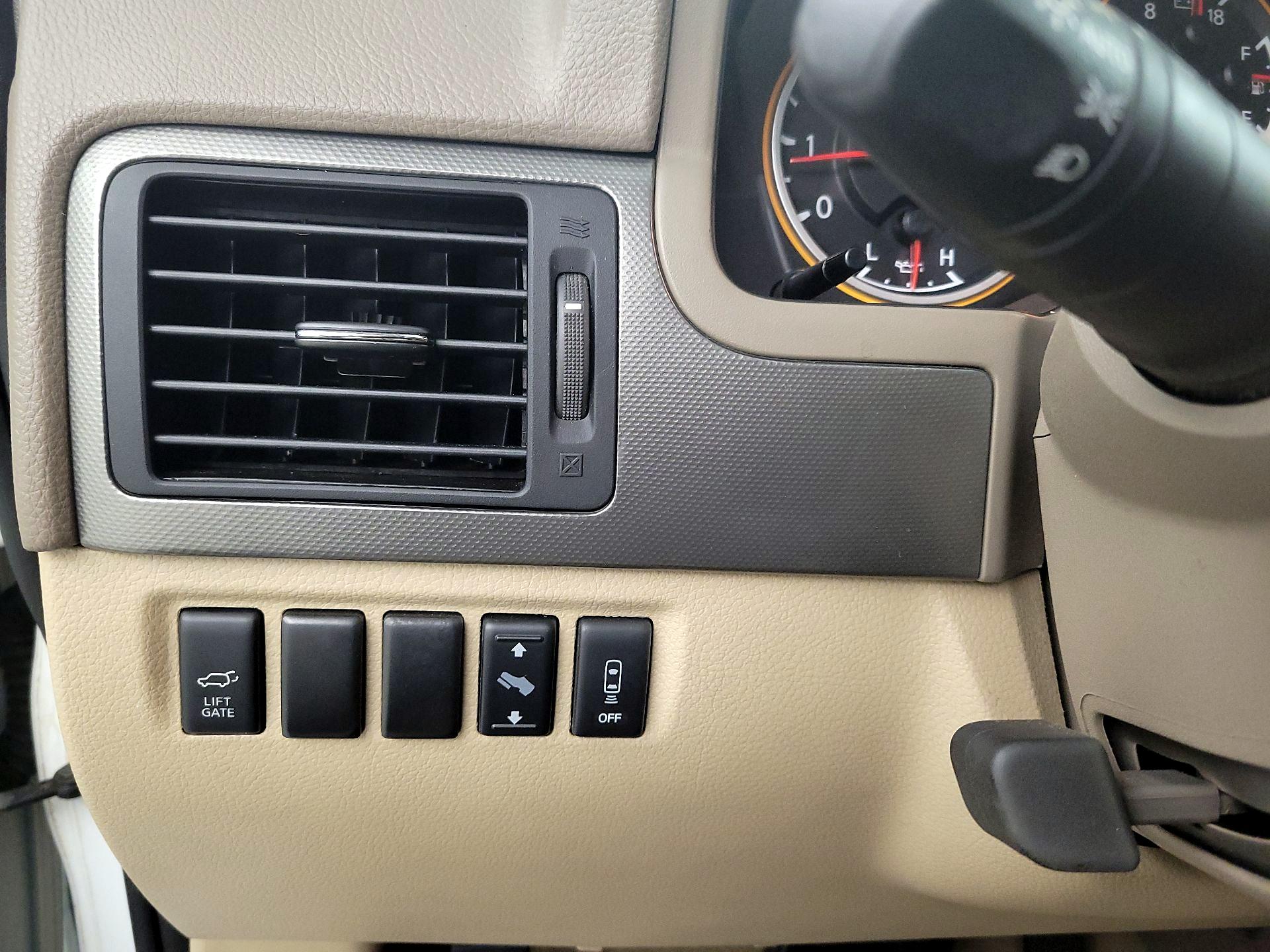 Thumbnail: 2015 Nissan Armada - 11