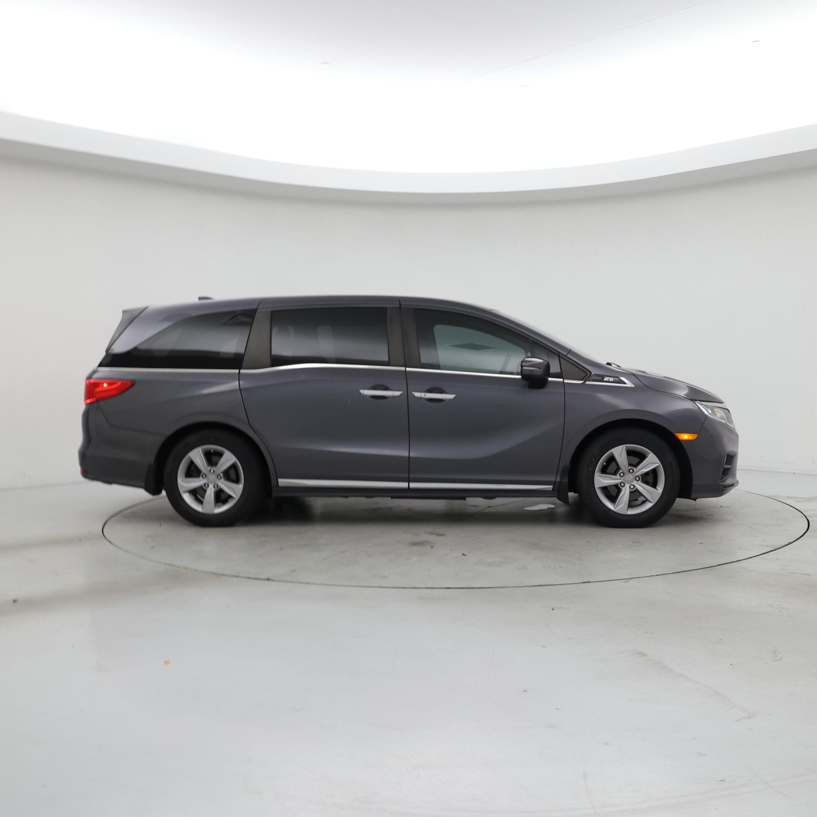 Thumbnail: 2020 Honda Odyssey - 7