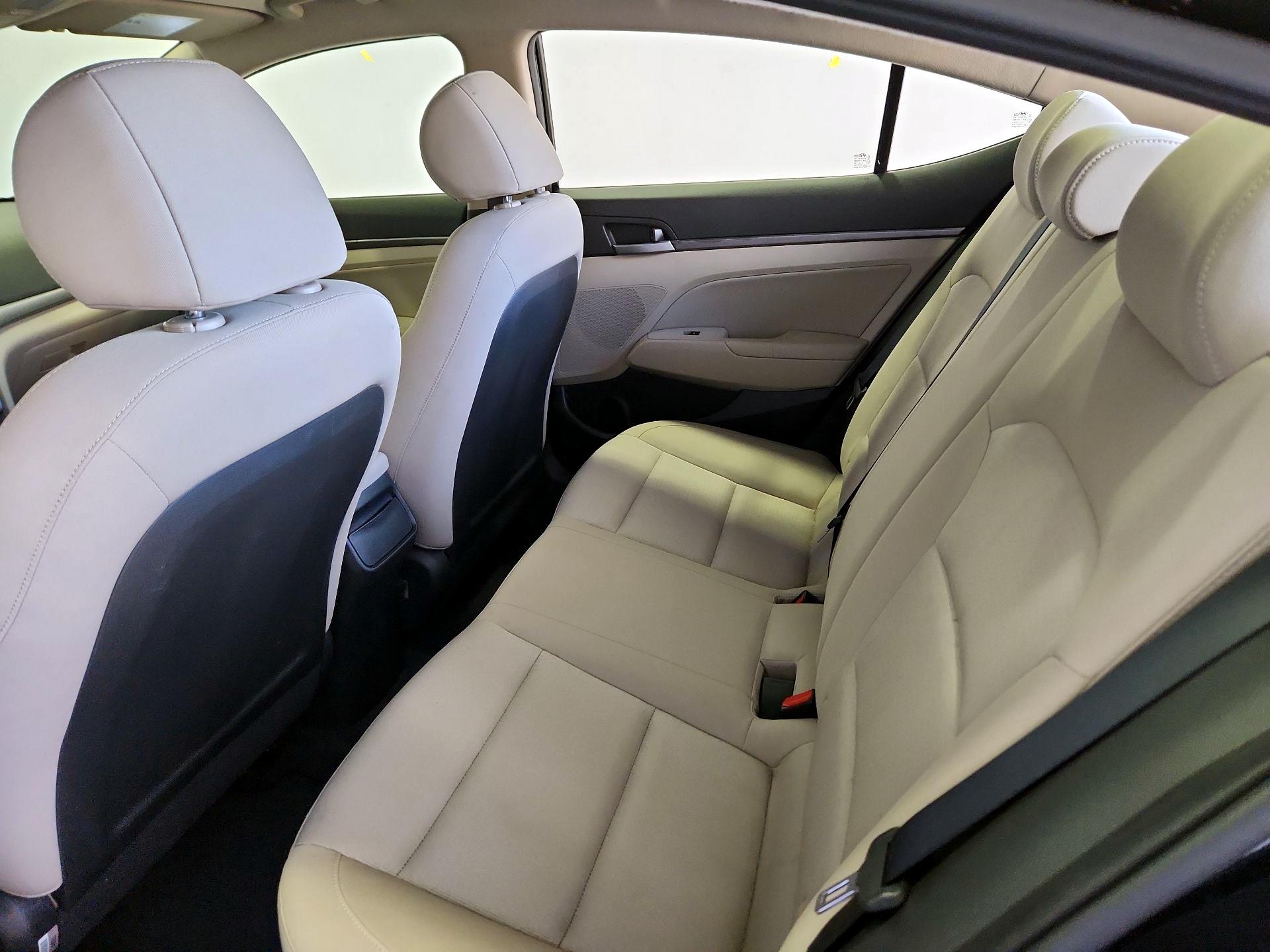 Thumbnail: 2017 Hyundai Elantra - 19
