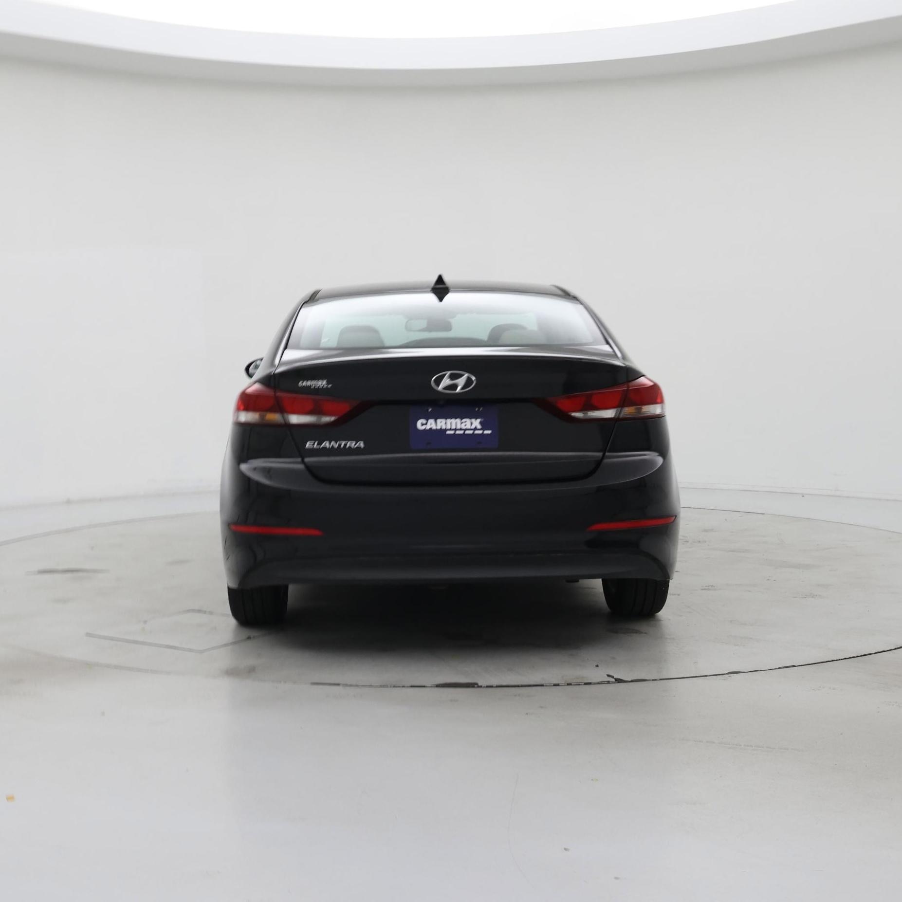 Thumbnail: 2017 Hyundai Elantra - 6