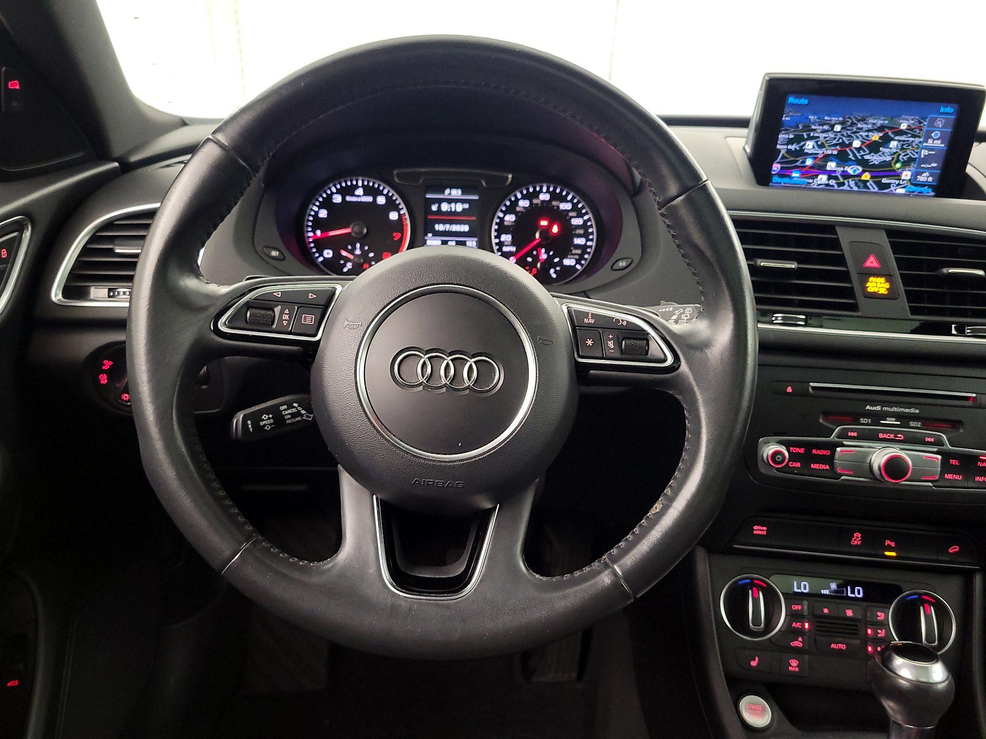Thumbnail: 2018 Audi Q3 - 10