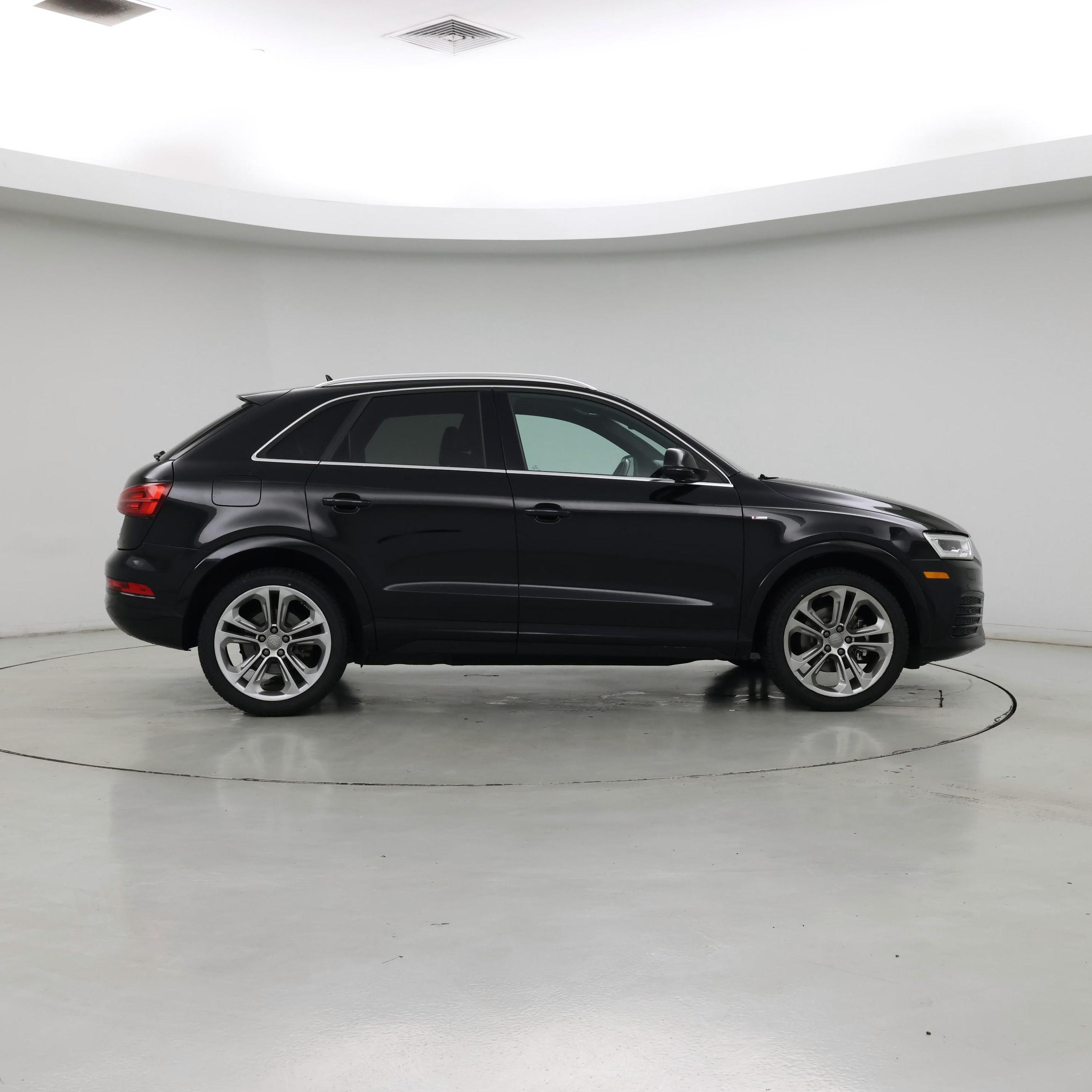 Thumbnail: 2018 Audi Q3 - 7