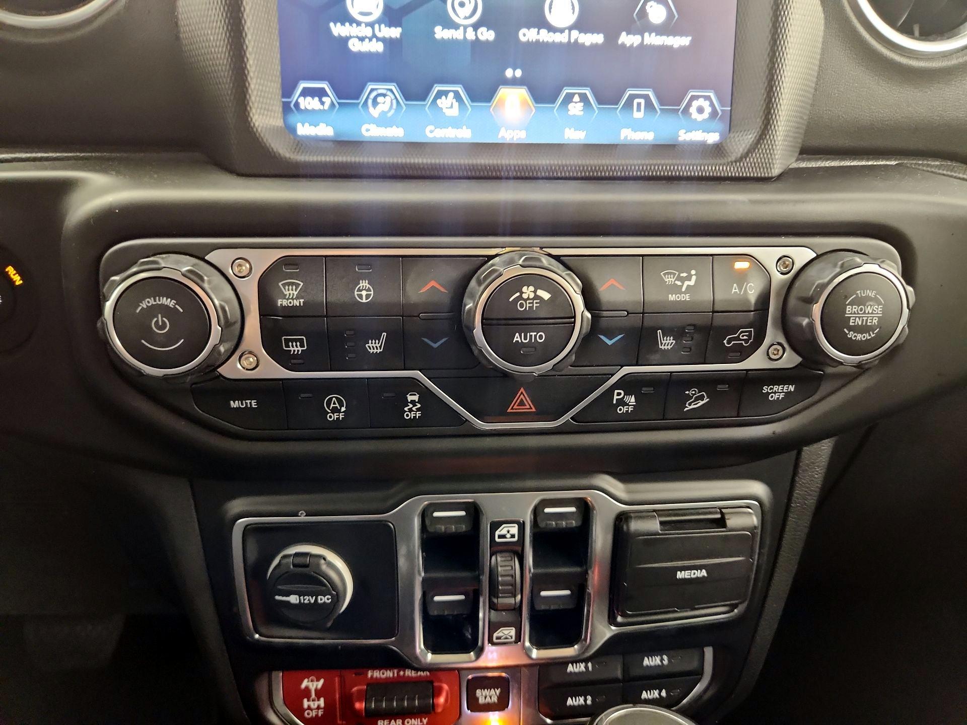Thumbnail: 2020 Jeep Wrangler - 14