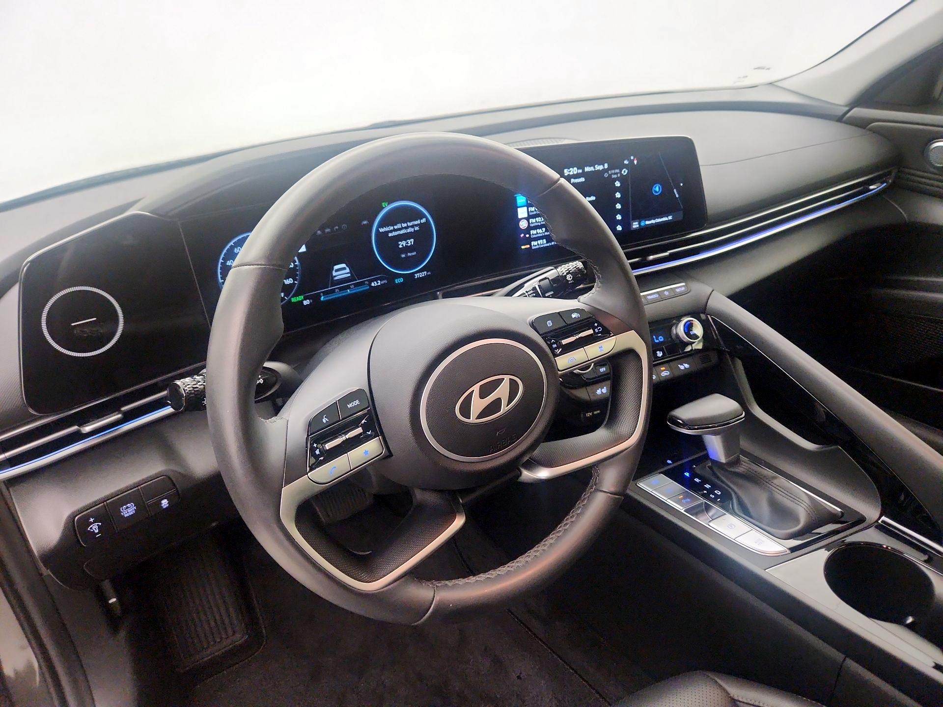 Thumbnail: 2024 Hyundai Elantra - 9