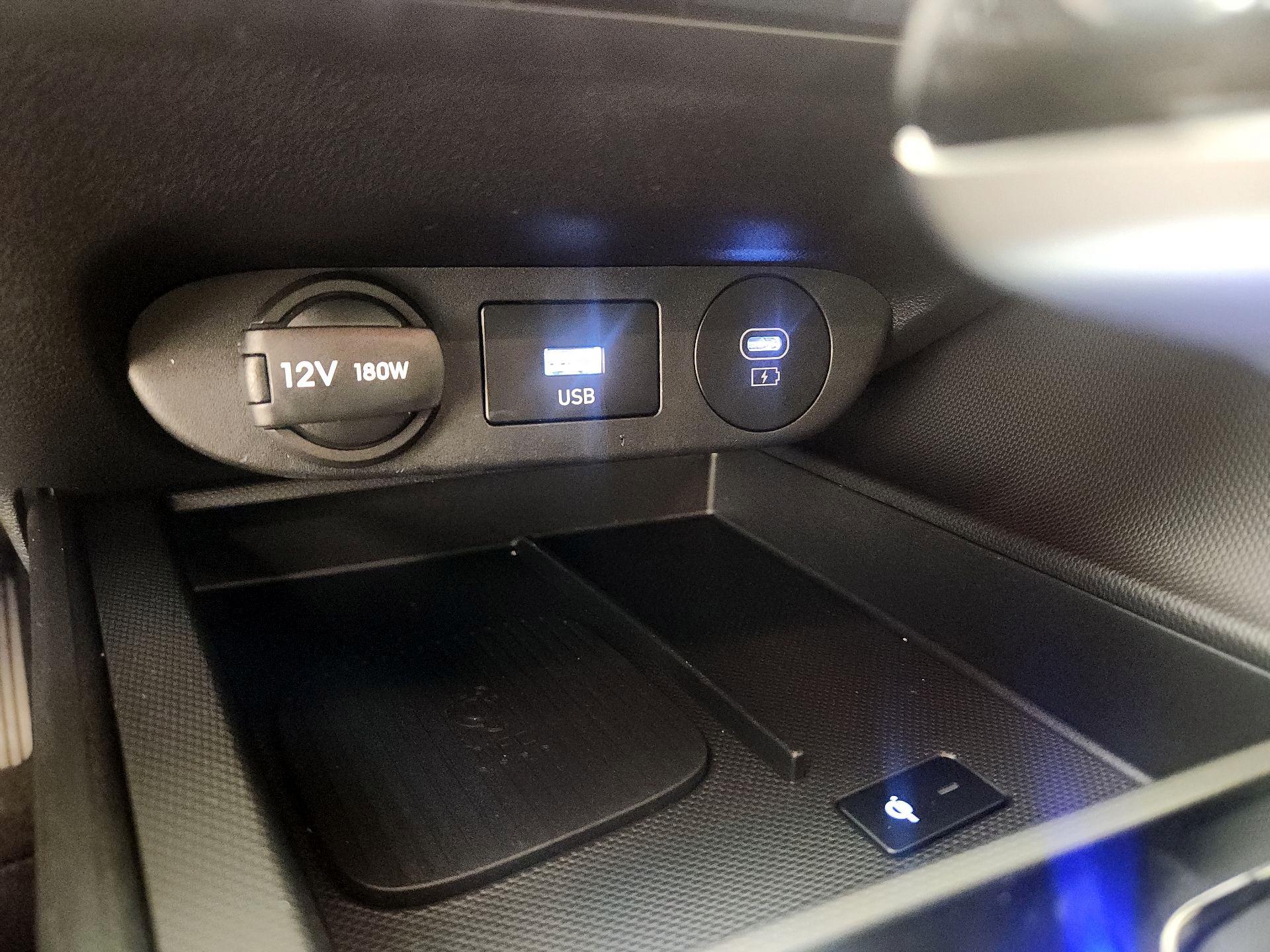 Thumbnail: 2024 Hyundai Elantra - 18