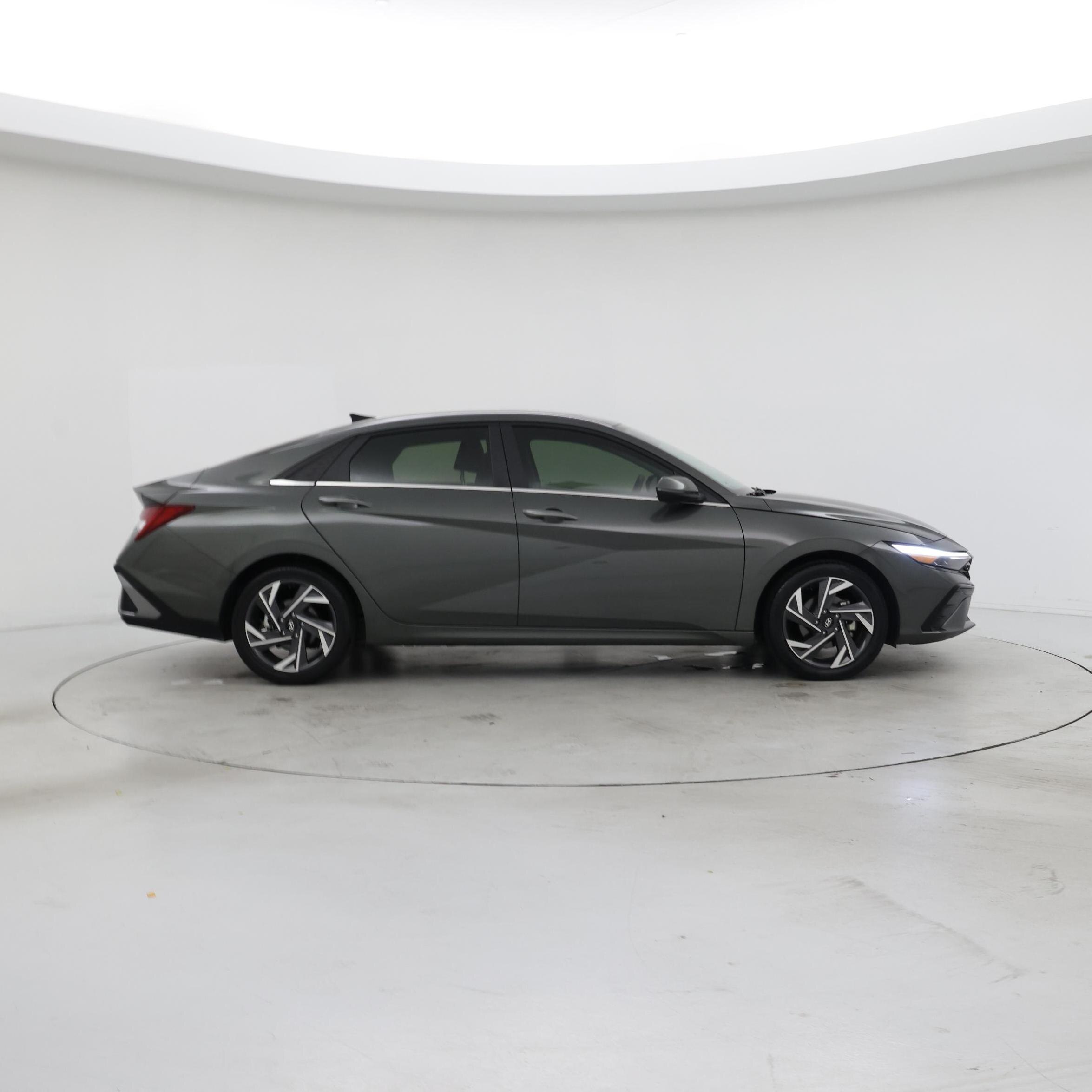 Thumbnail: 2024 Hyundai Elantra - 7