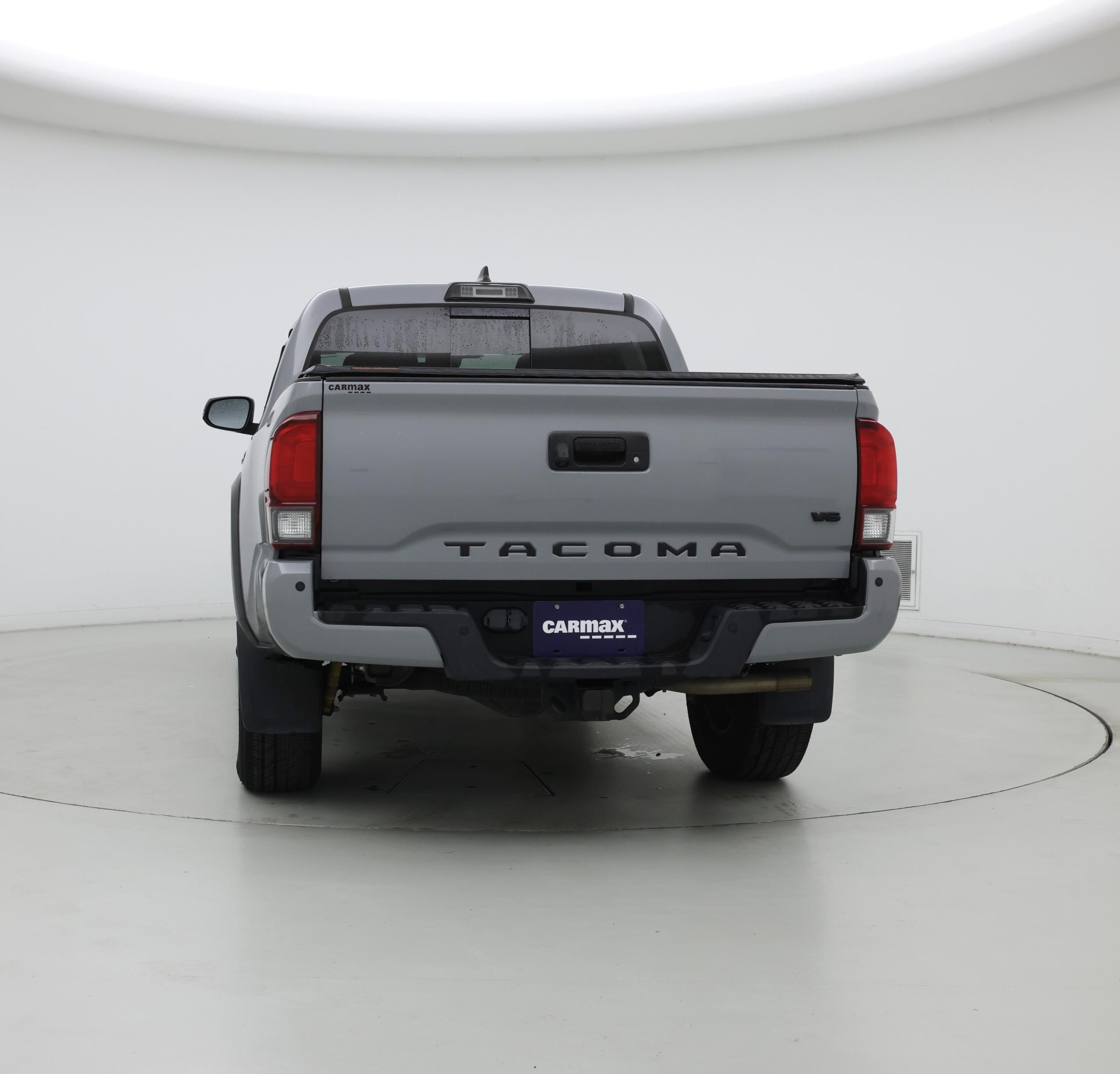 Thumbnail: 2018 Toyota Tacoma - 6