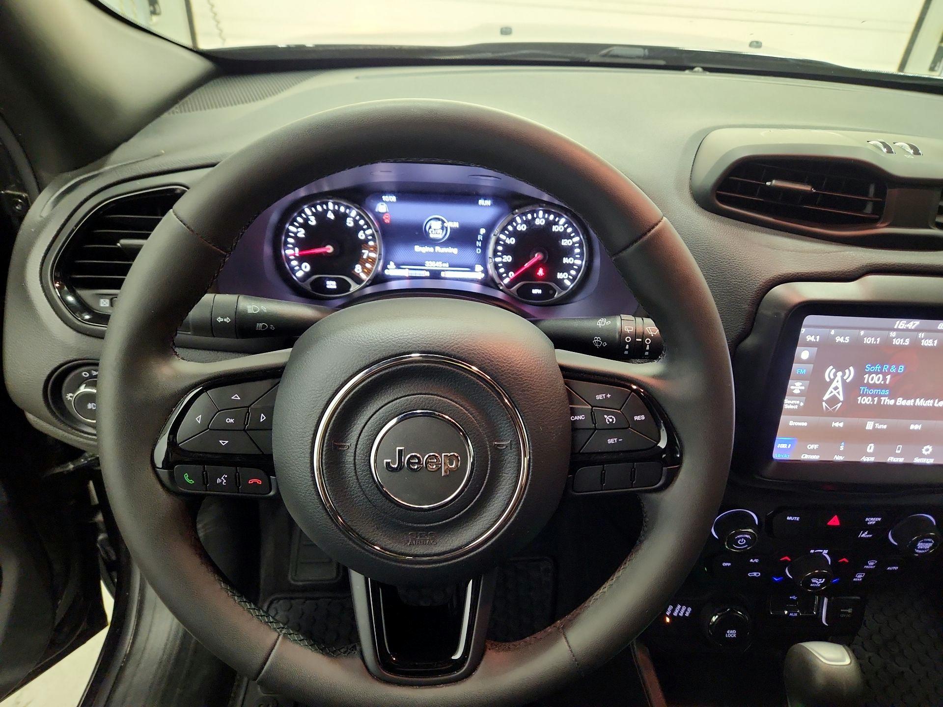 Thumbnail: 2022 Jeep Renegade - 10