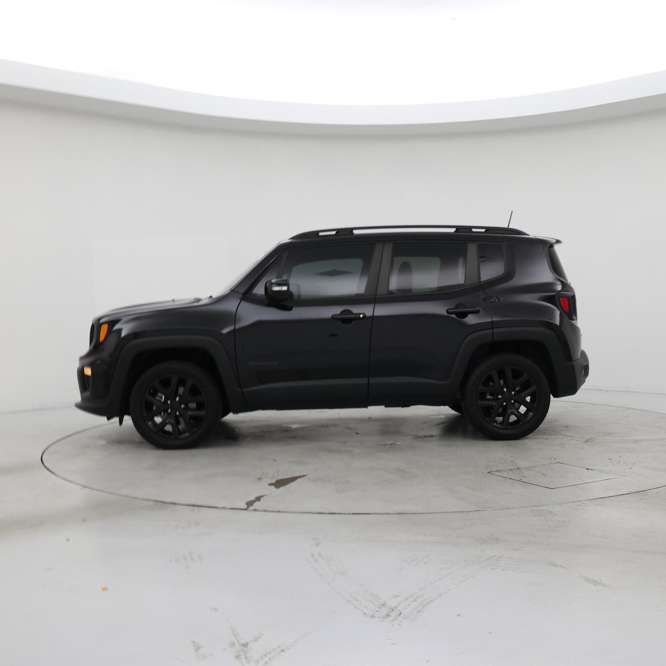Thumbnail: 2022 Jeep Renegade - 3
